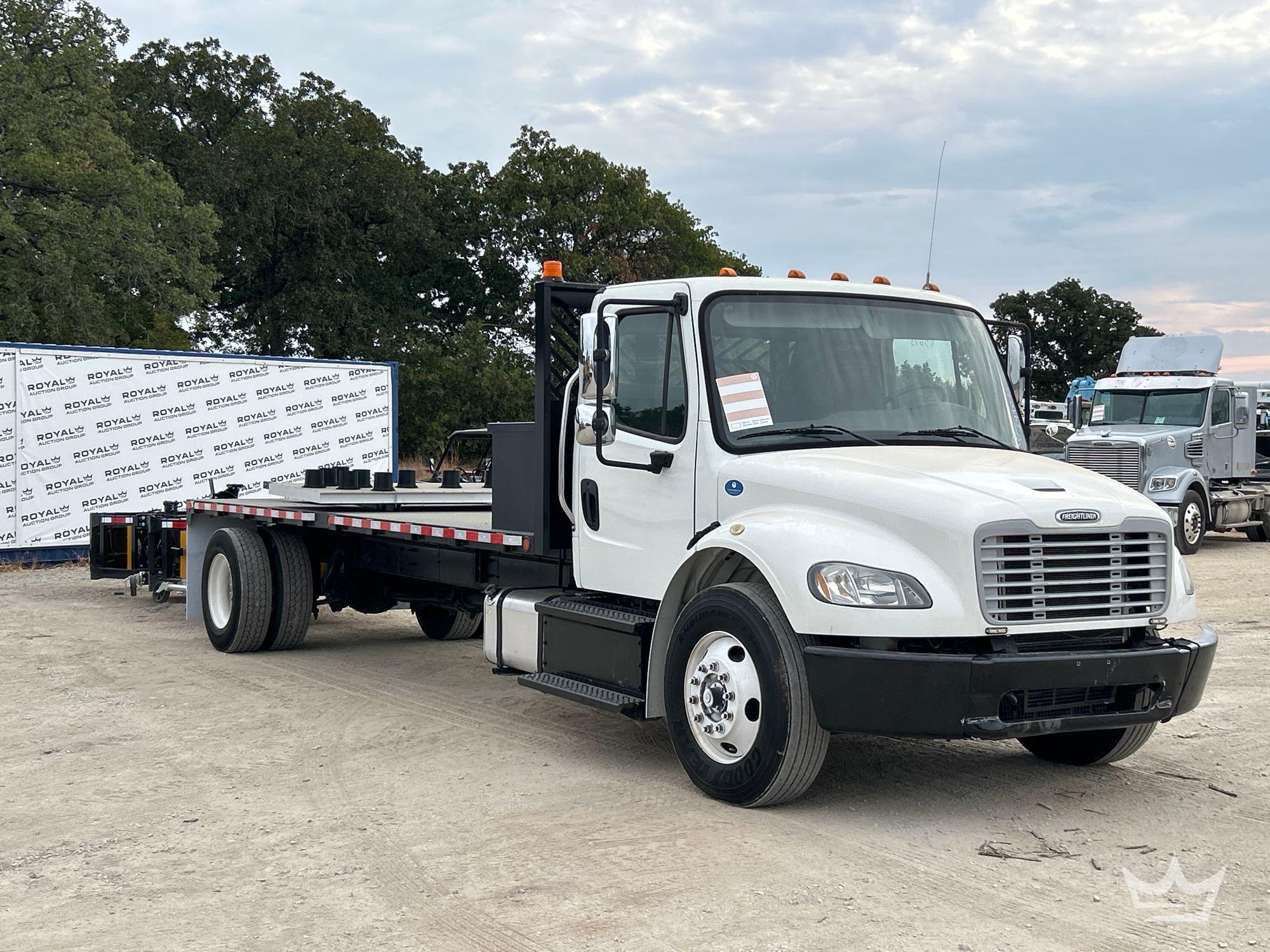 2018 Freightliner M2 106