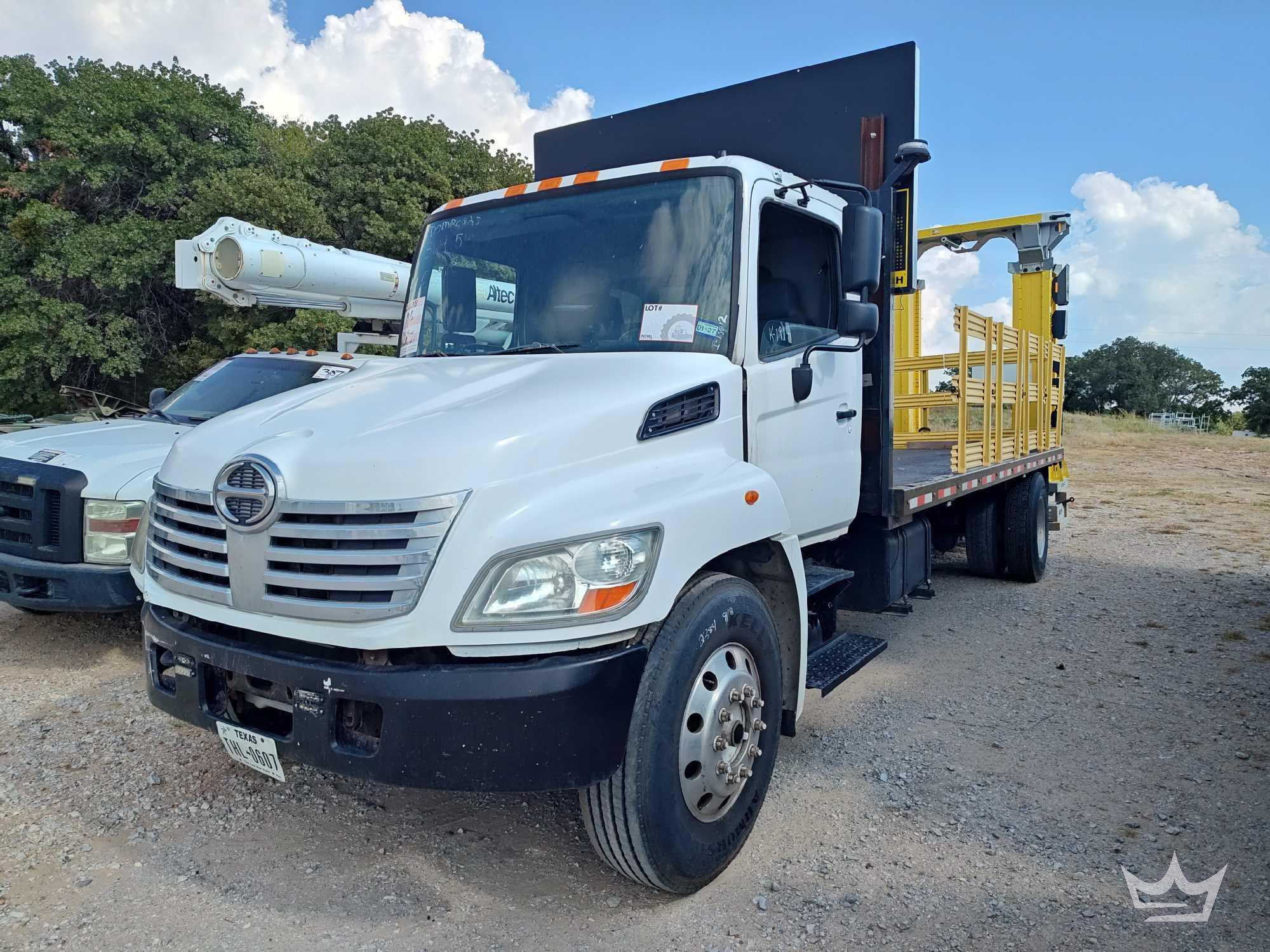 2008 Hino 268