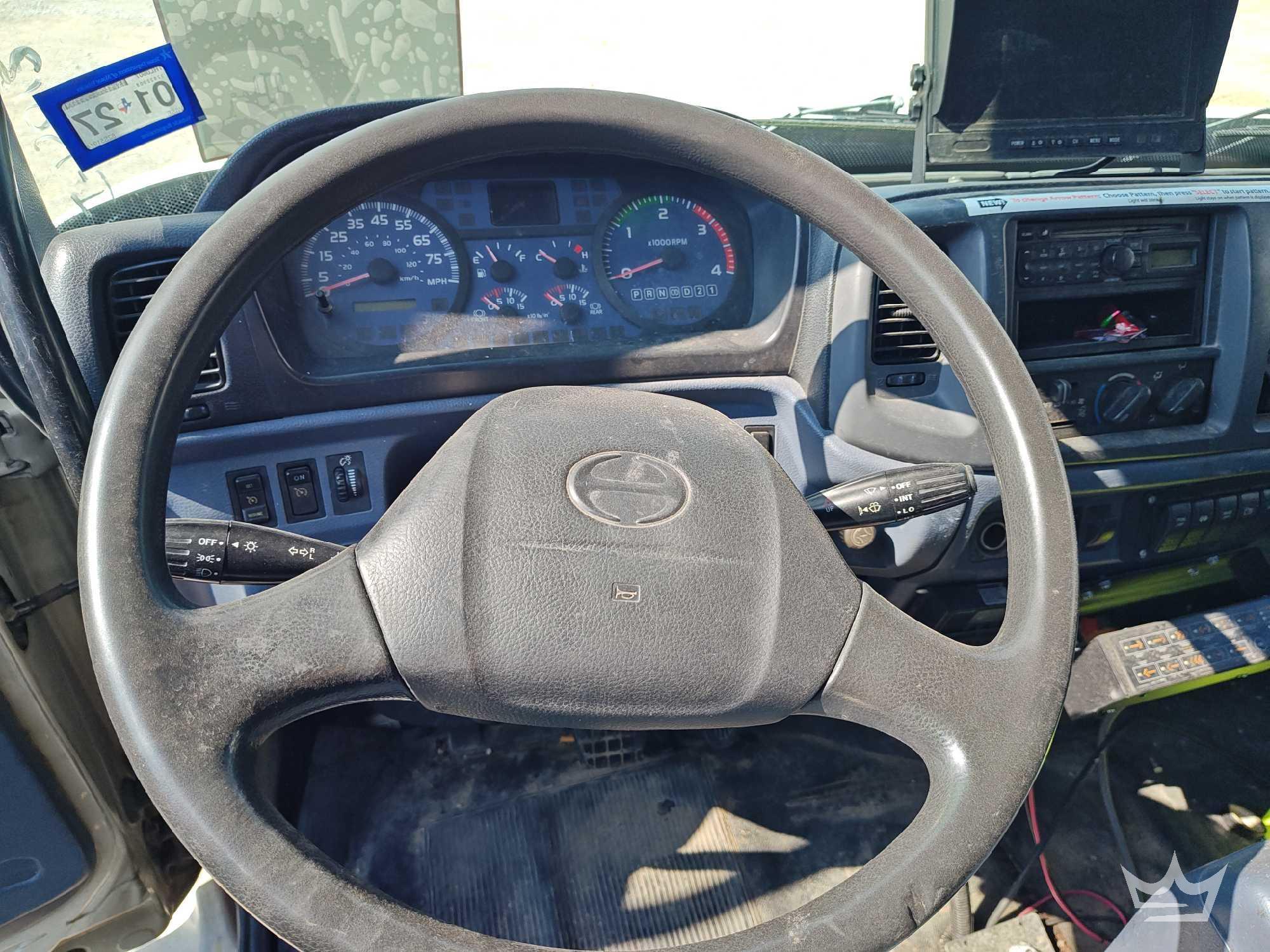 2008 Hino 268