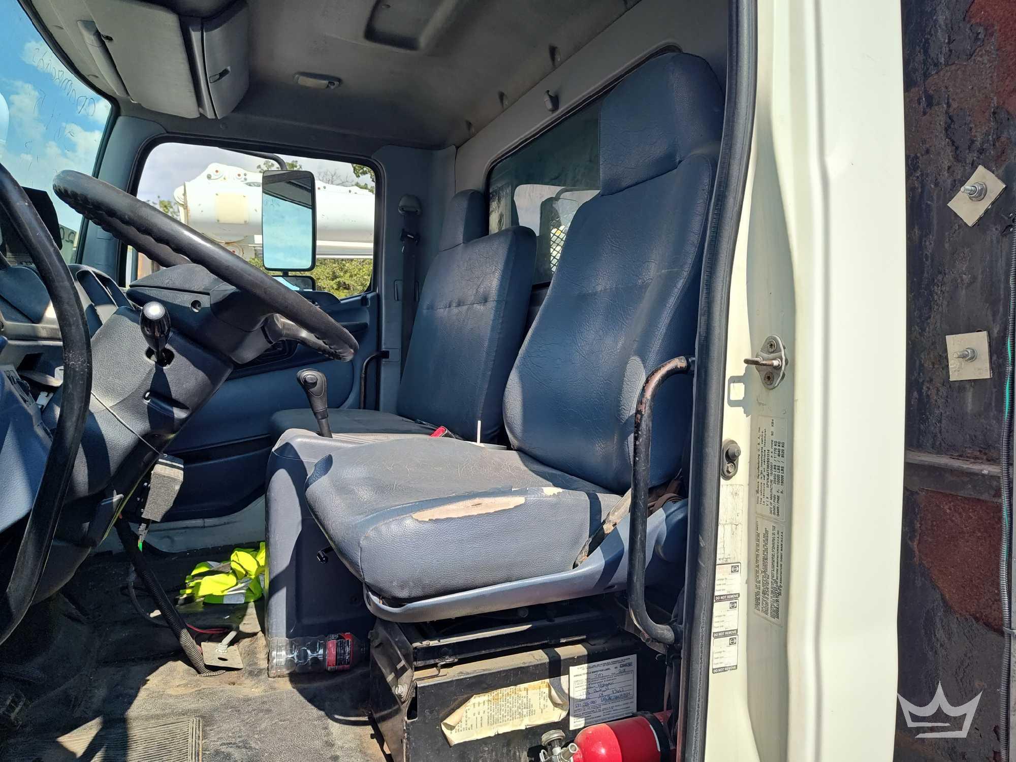 2008 Hino 268
