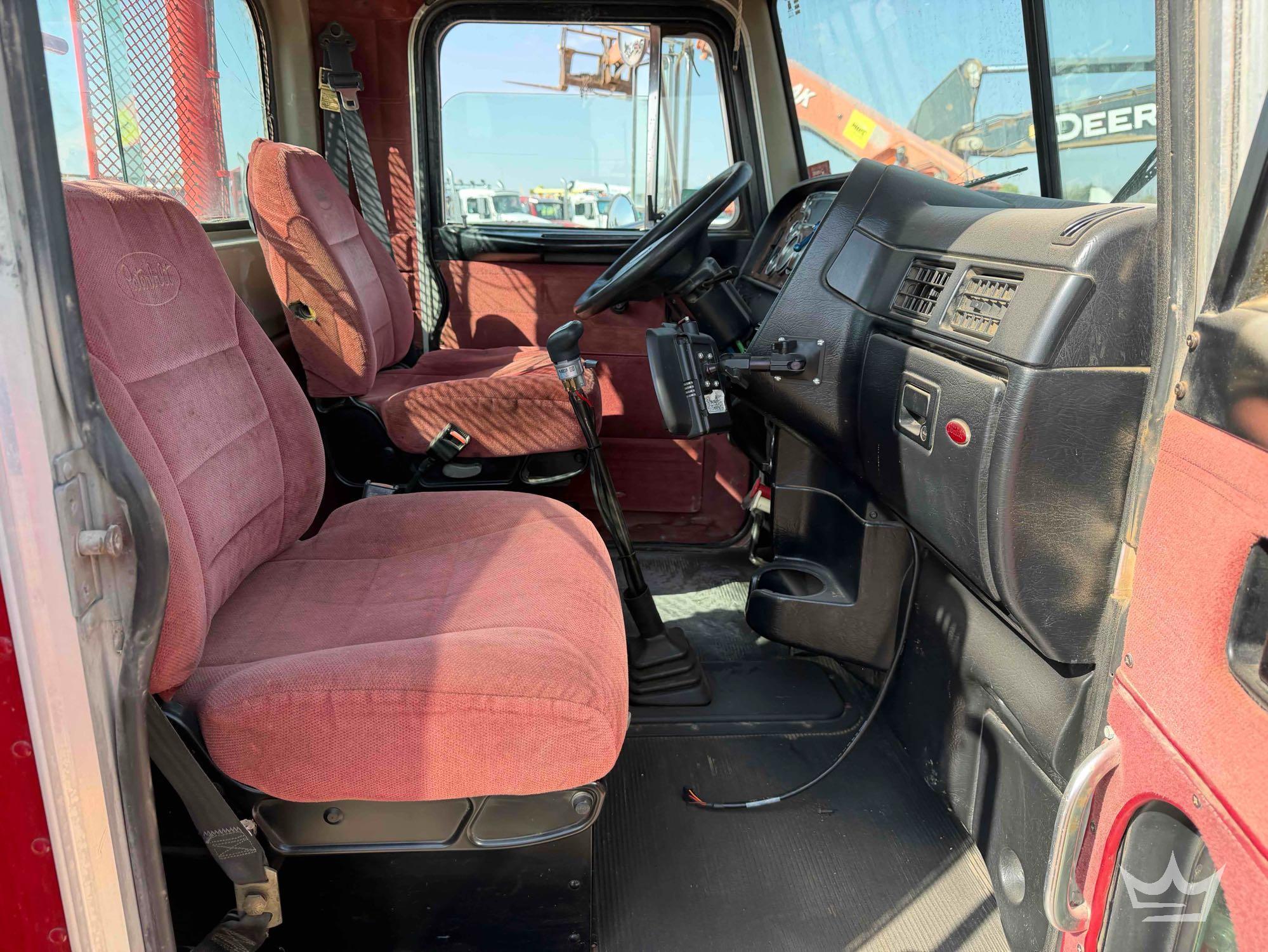 2004 Peterbilt 379