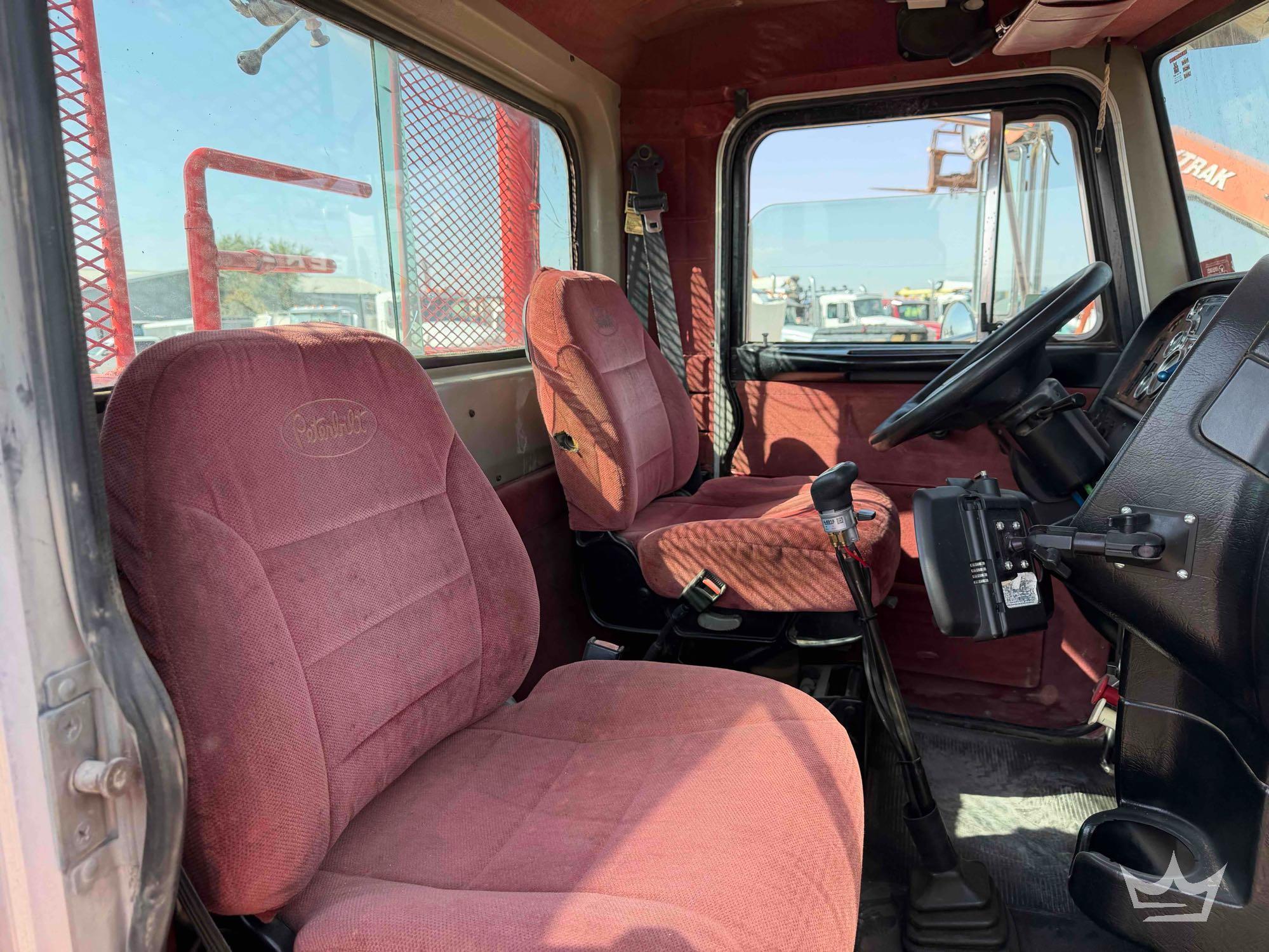 2004 Peterbilt 379