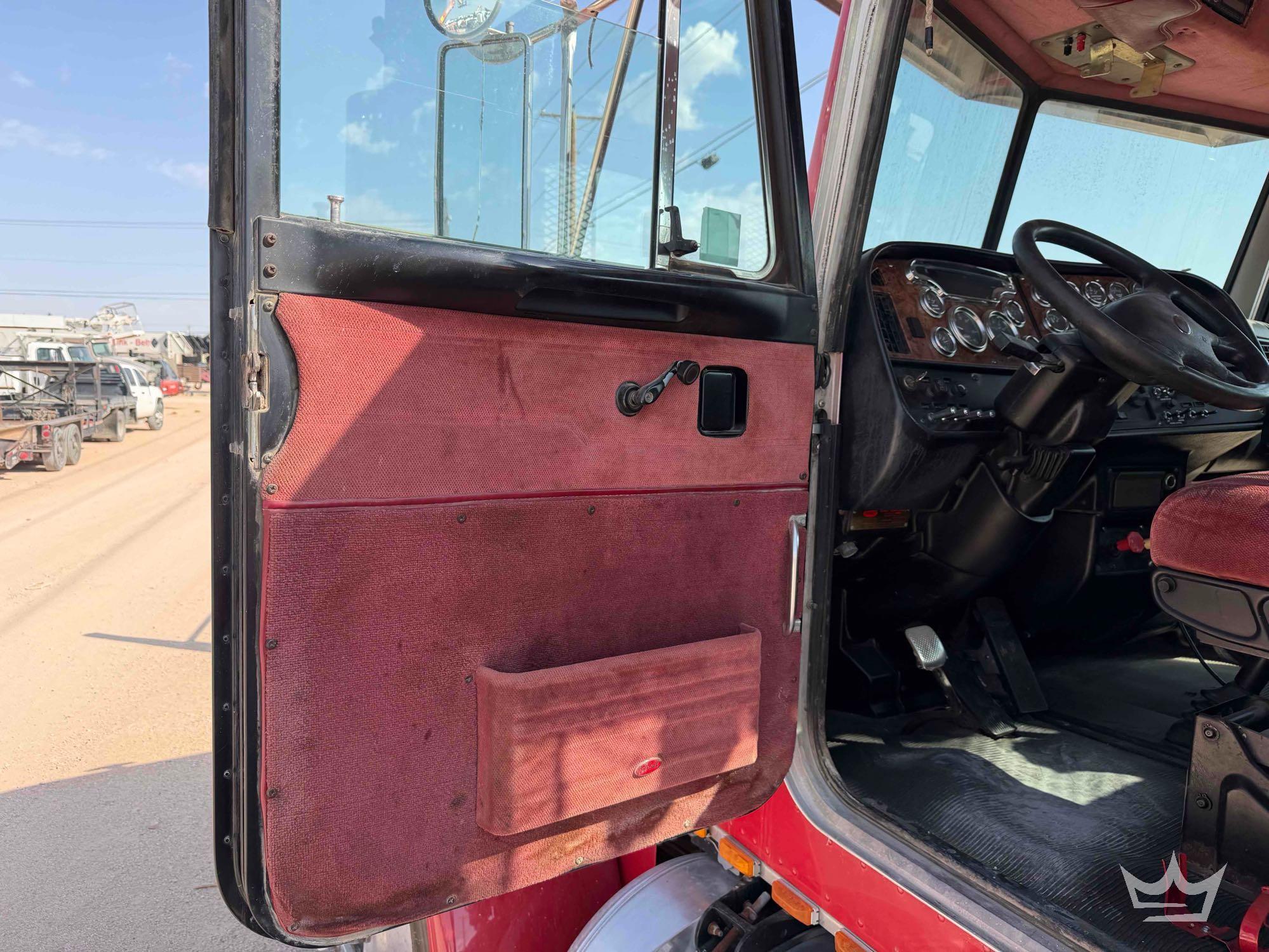 2004 Peterbilt 379