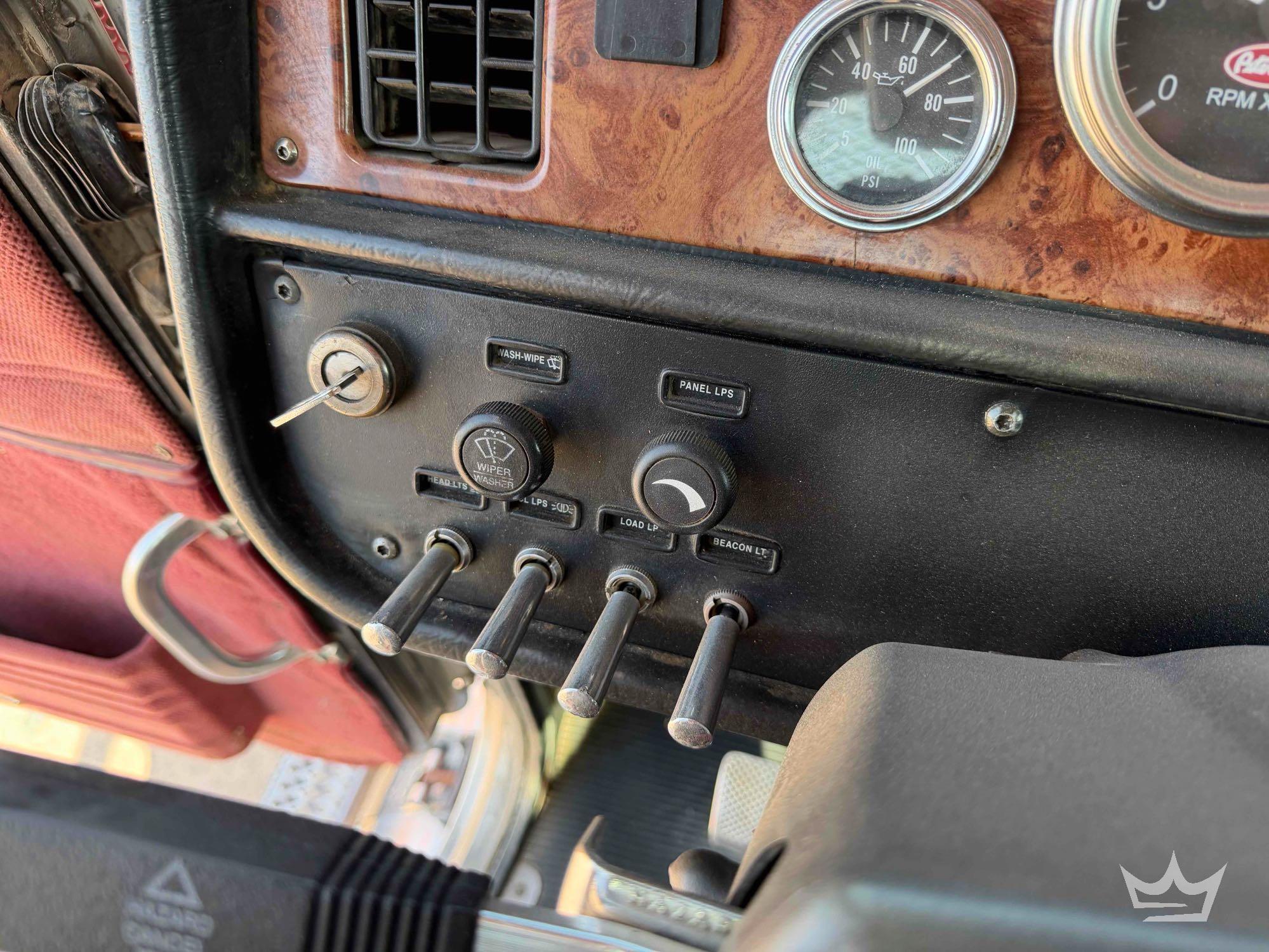 2004 Peterbilt 379