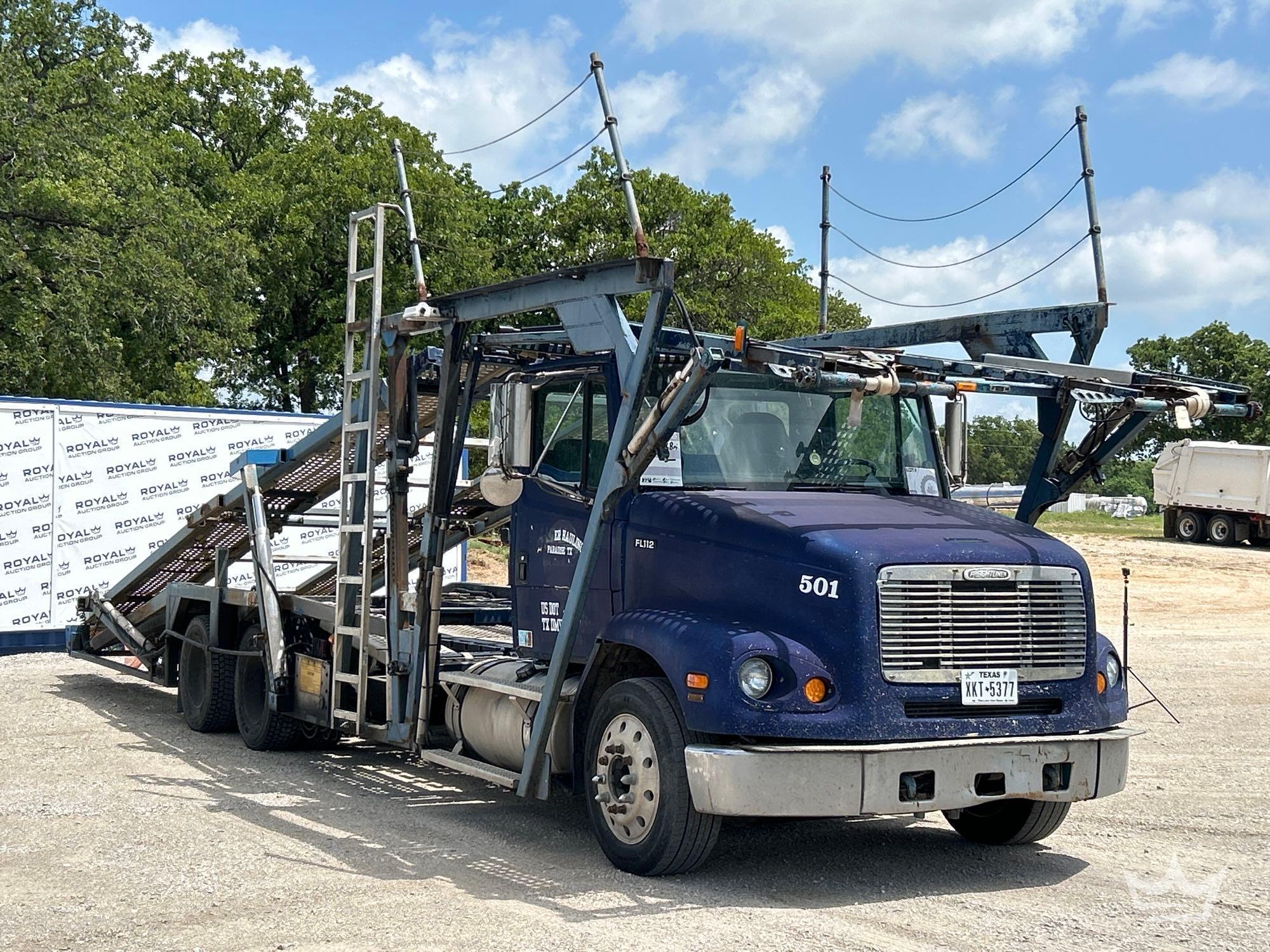 2001 Freightliner FL112