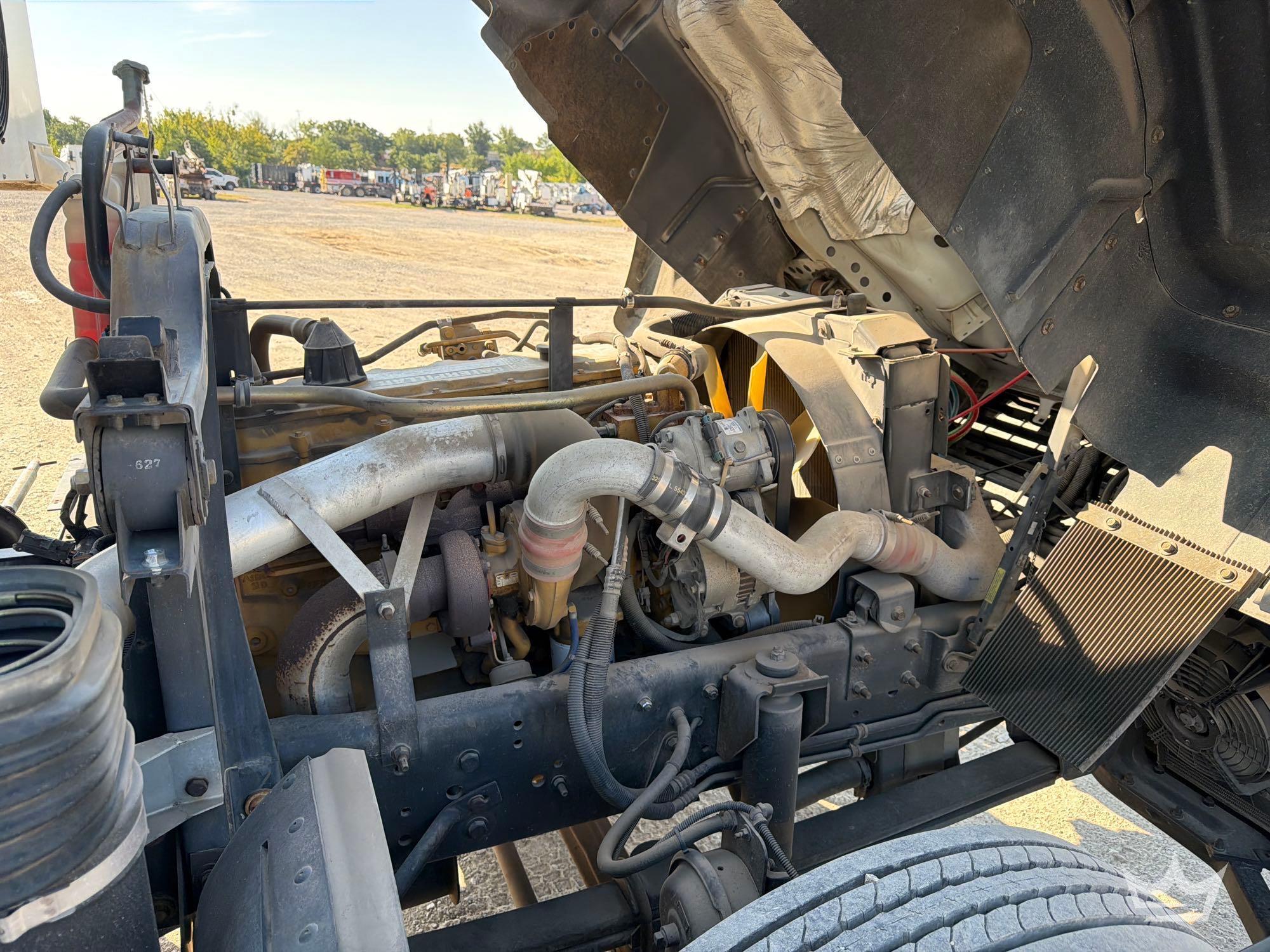 2002 GMC T6500