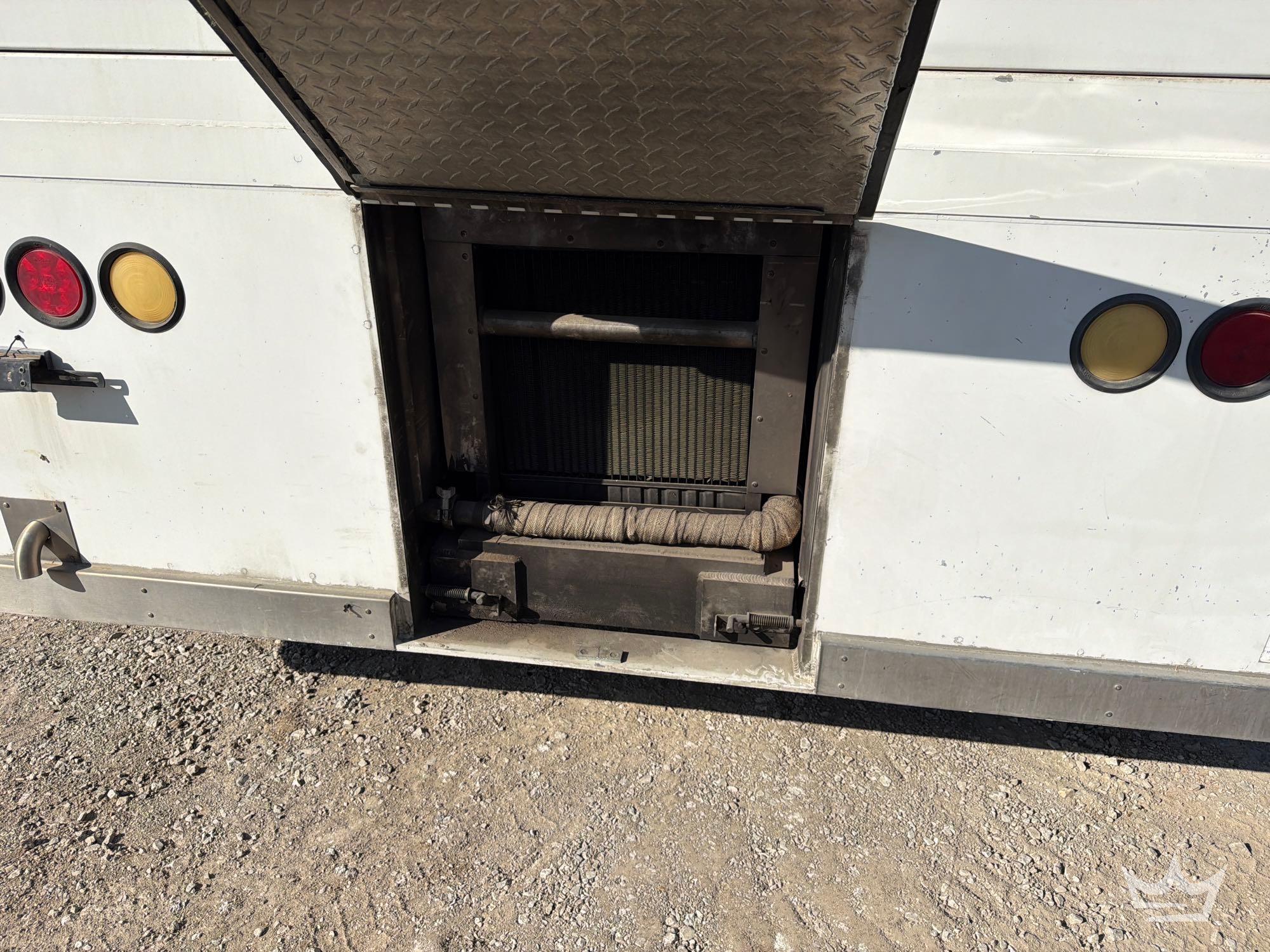 2002 GMC T6500