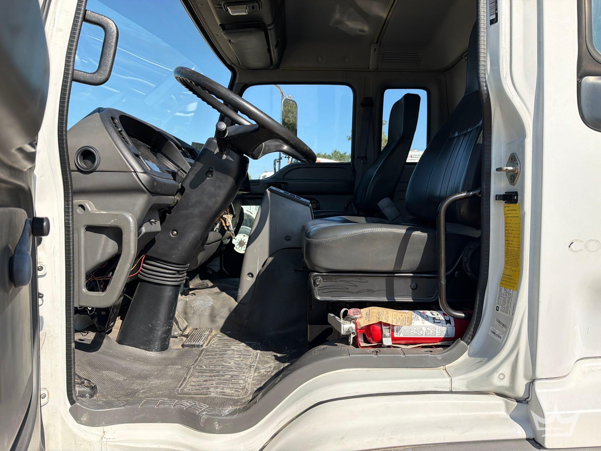 2002 GMC T6500