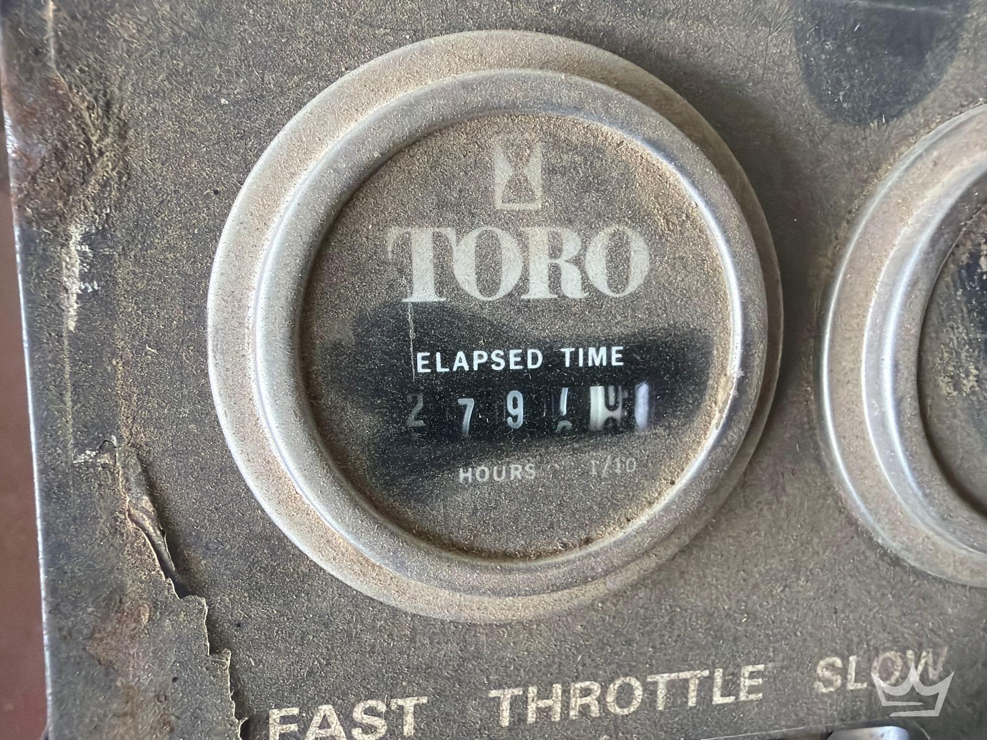 1993 Toro 325D