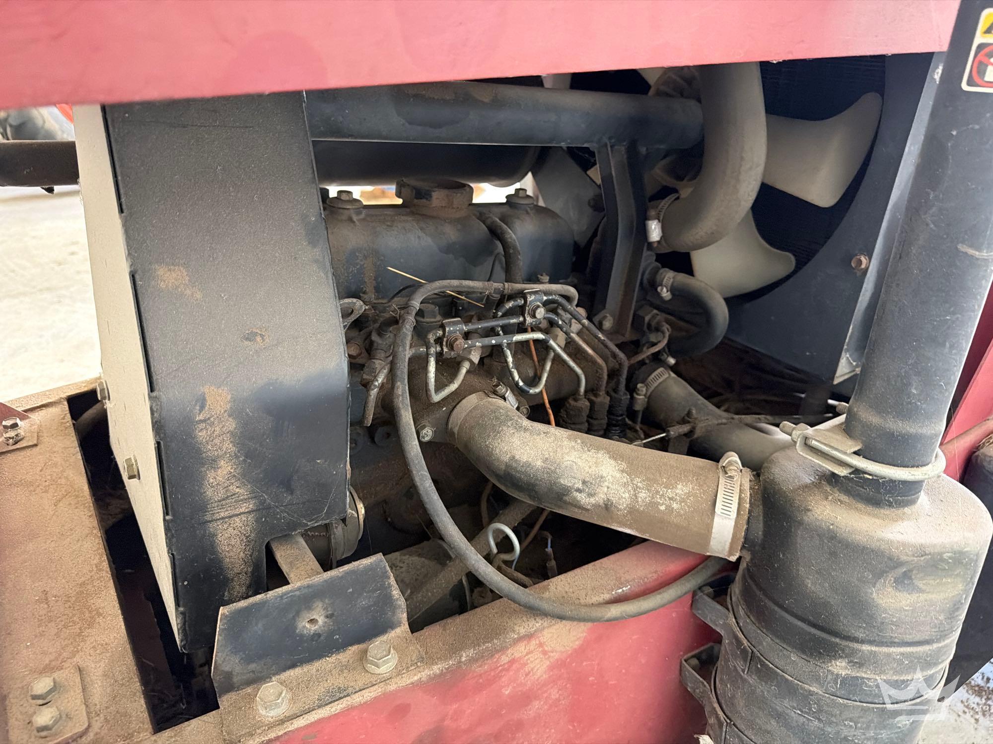 1993 Toro 325D