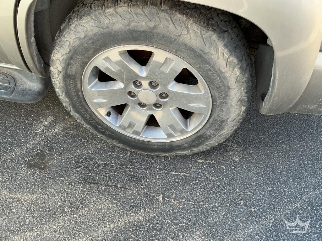 2003 Chevrolet TAHOE