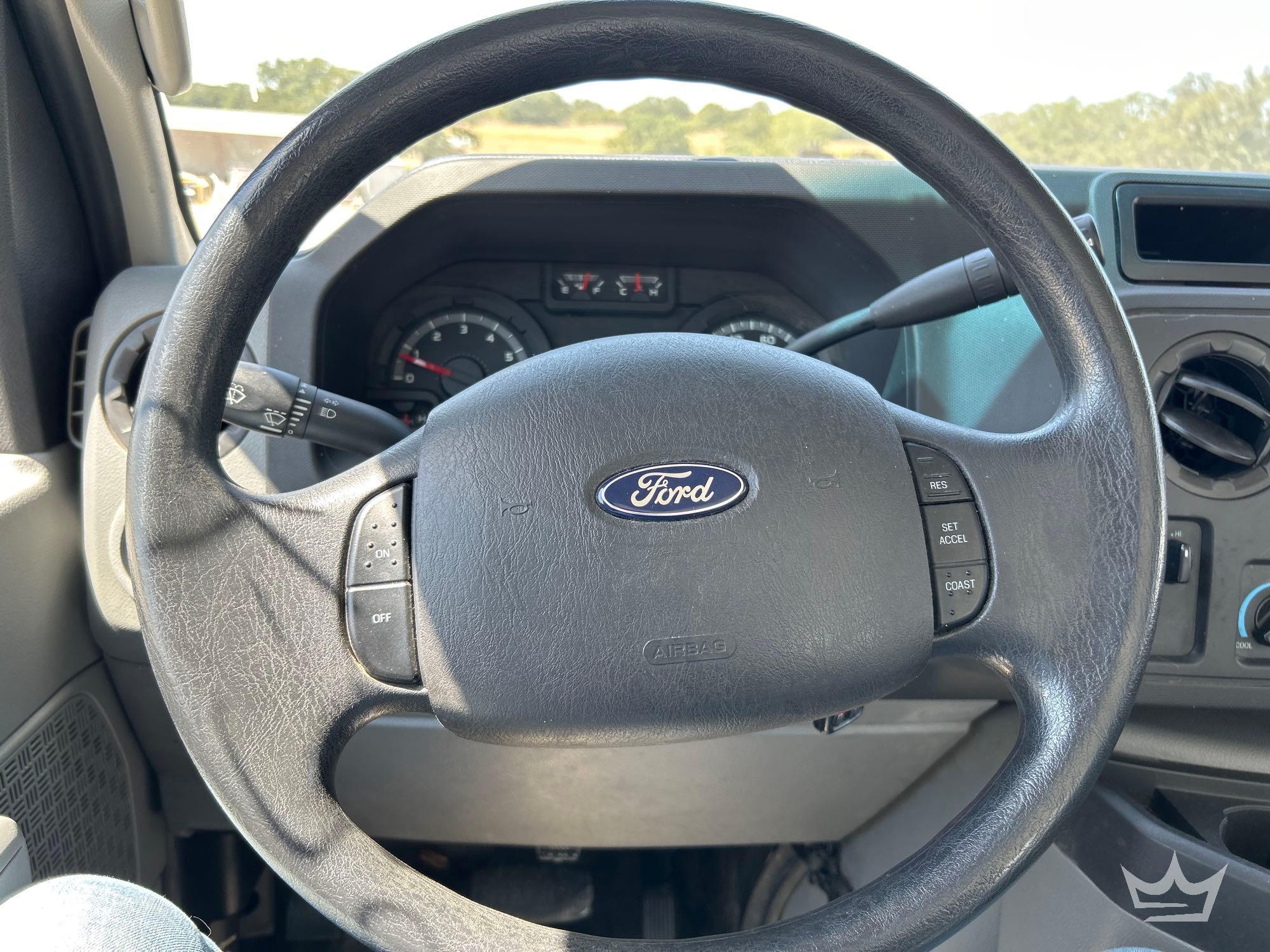 2014 Ford E350