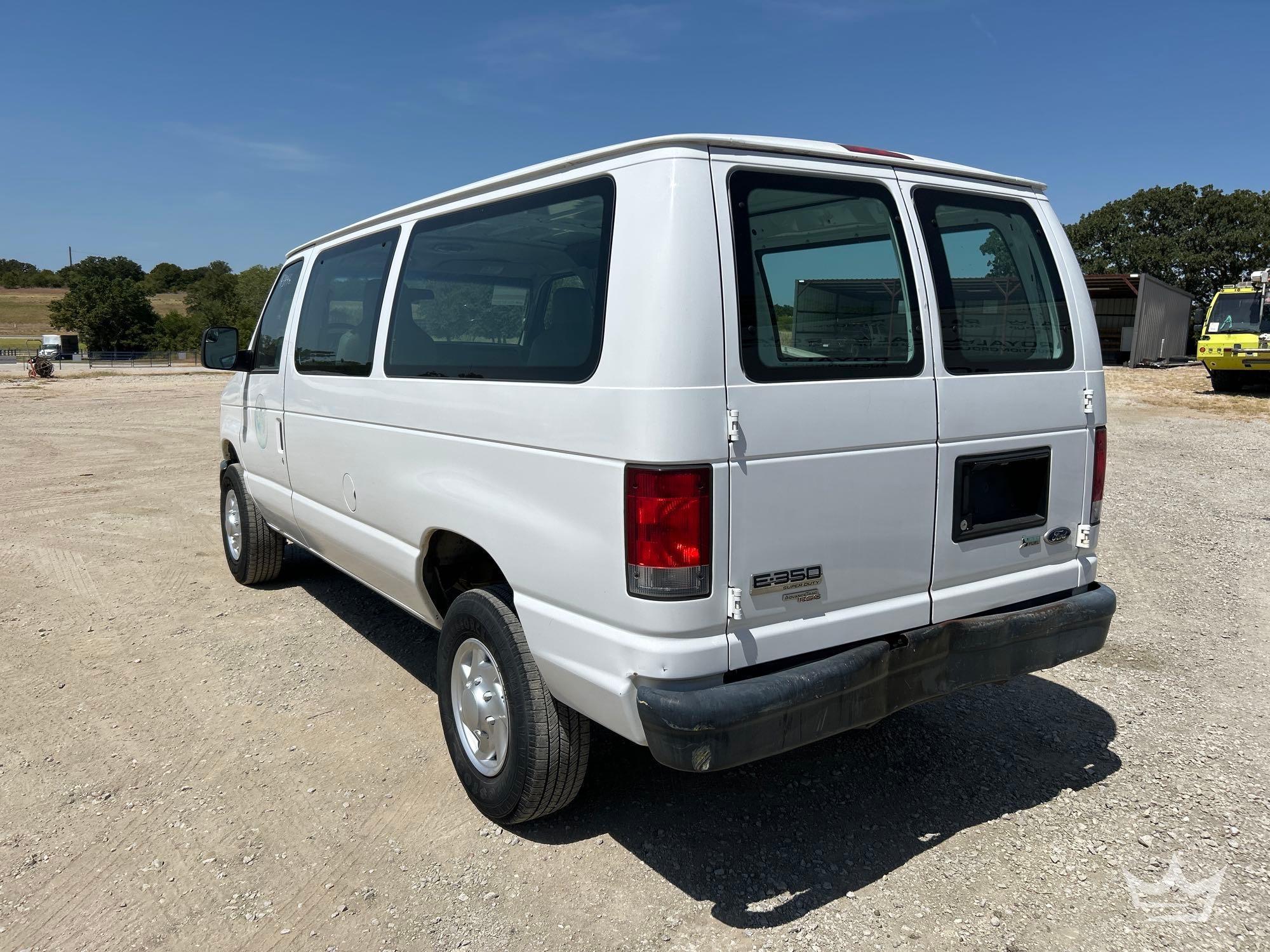 2014 Ford E350