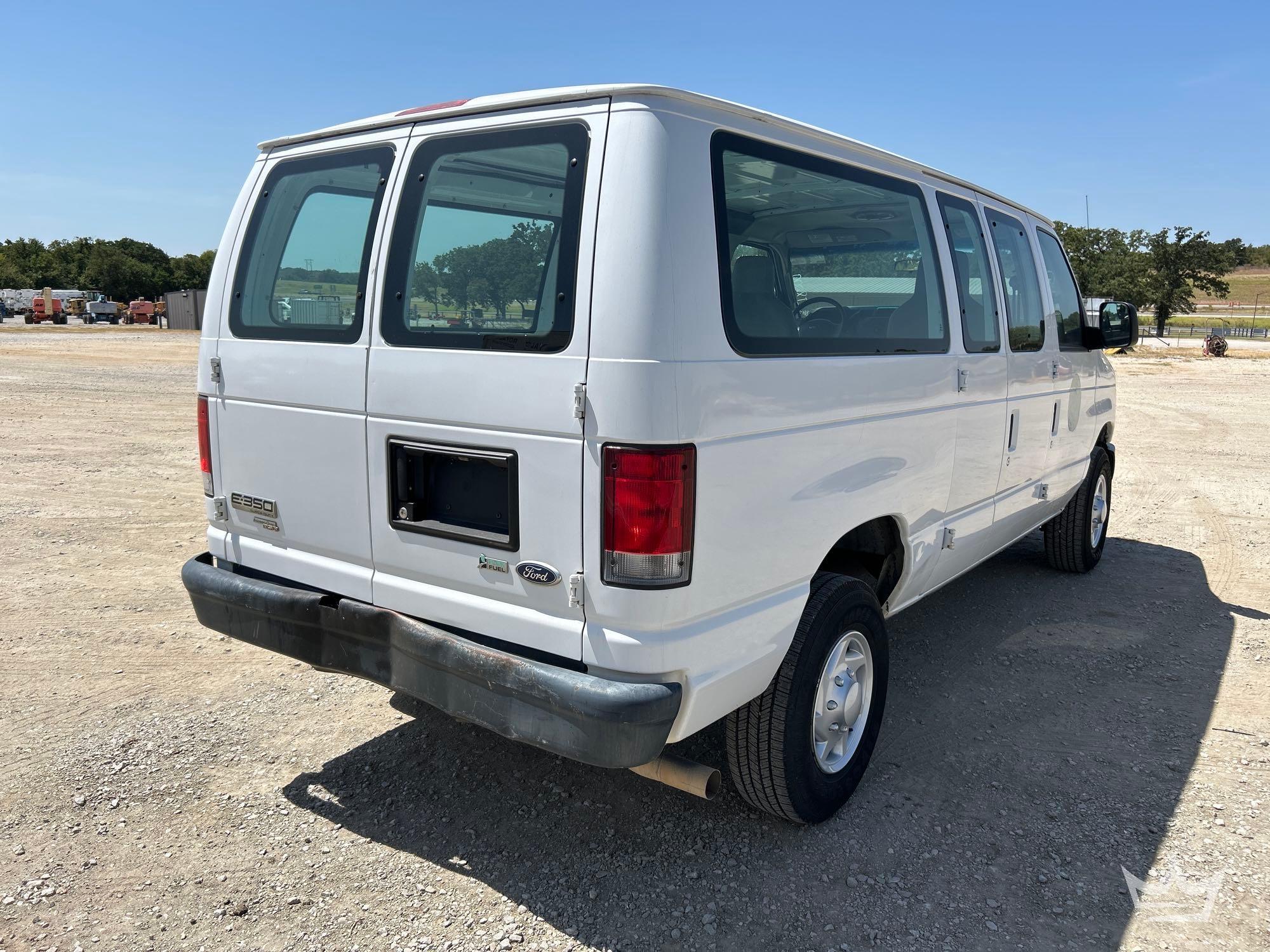 2014 Ford E350