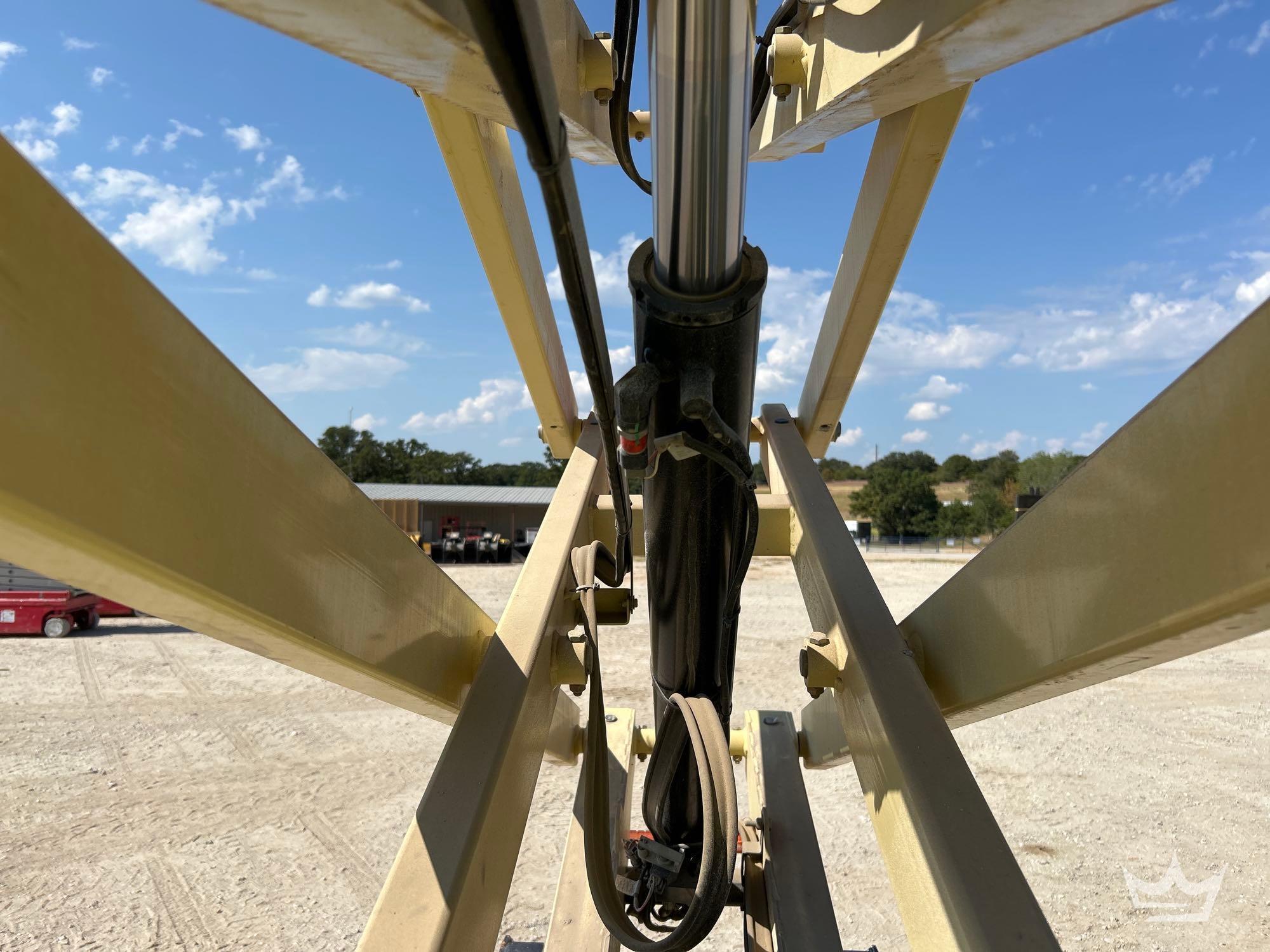 2021 JLG 2632