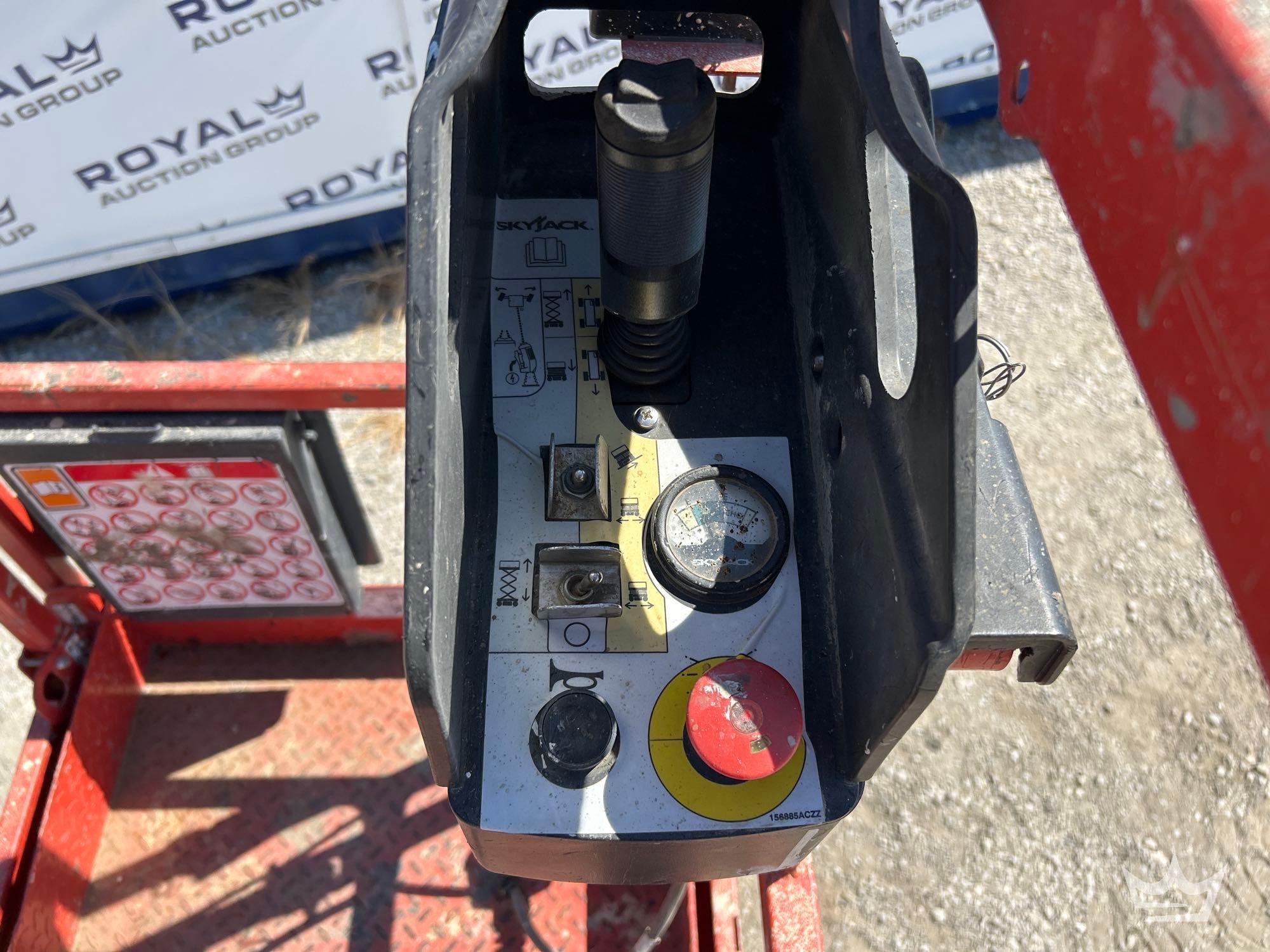 2021 Skyjack SJ3226