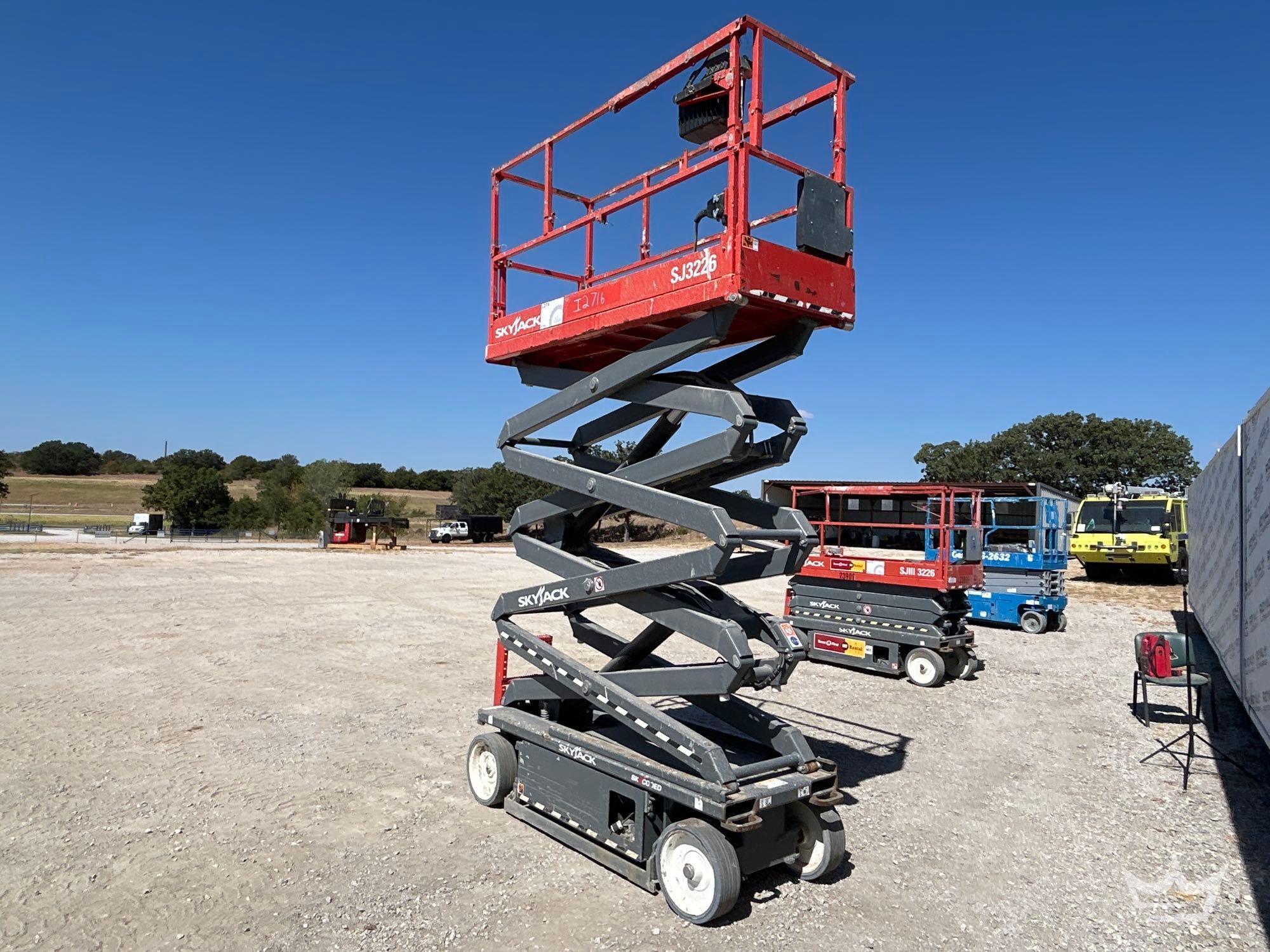 2021 Skyjack SJ3226