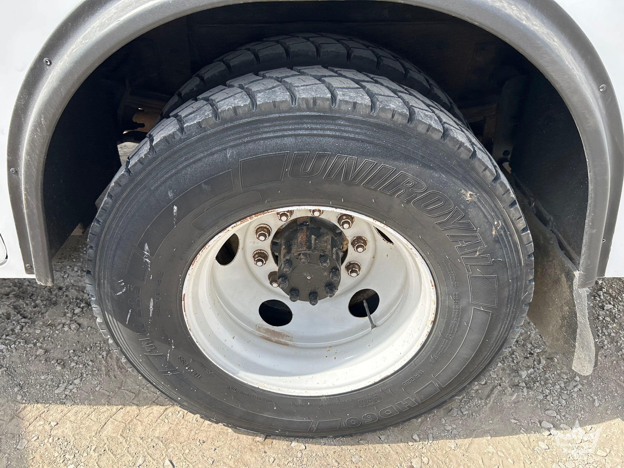 2007 Ford F750