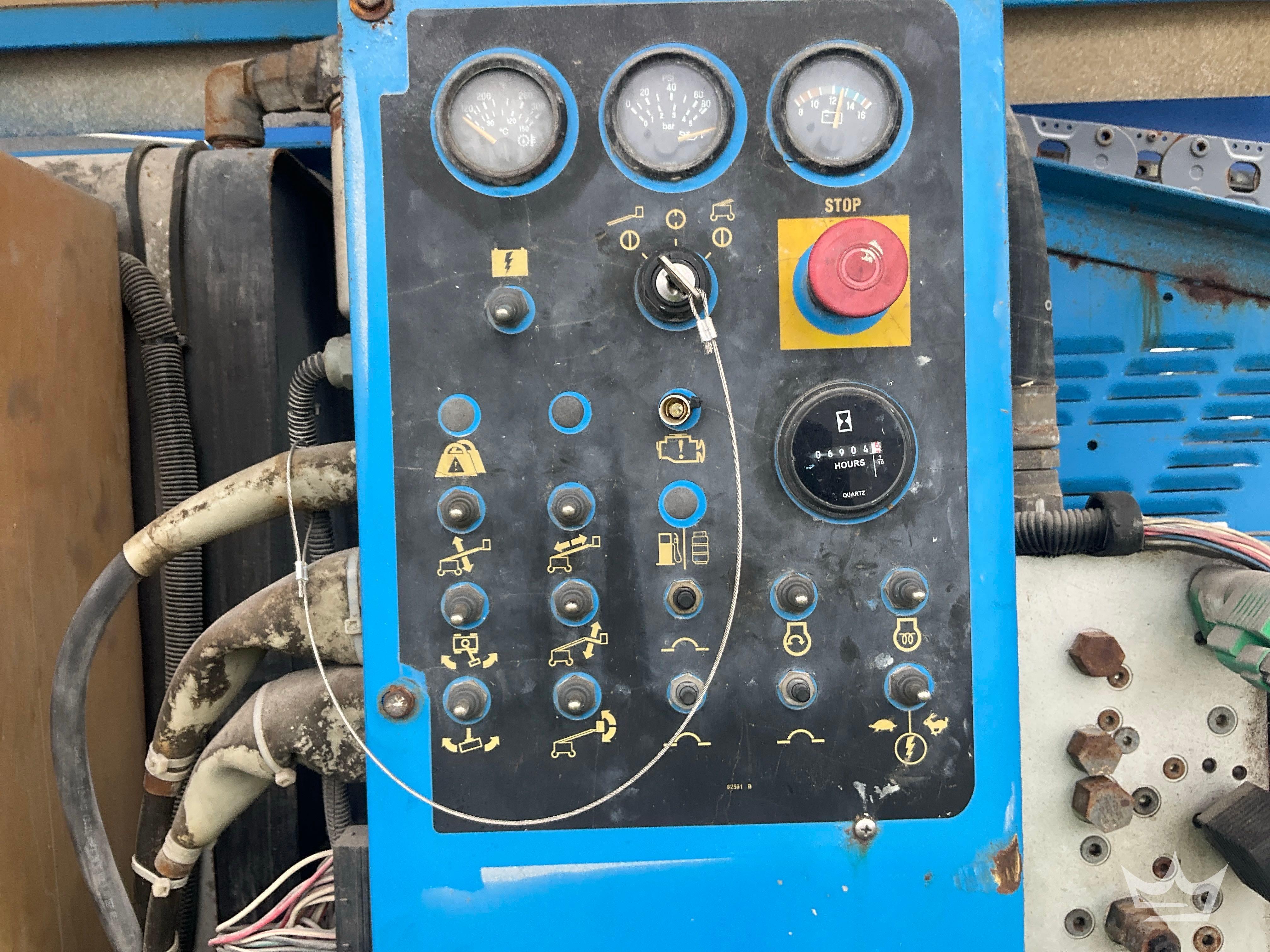 2005 Genie S-85