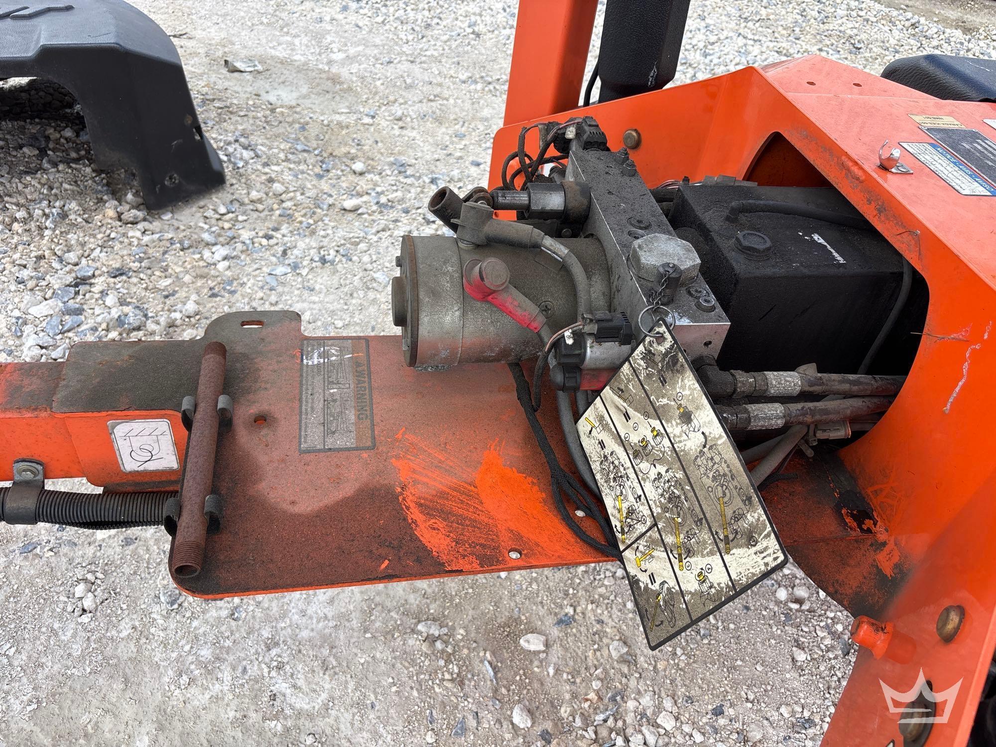 2019 JLG T350