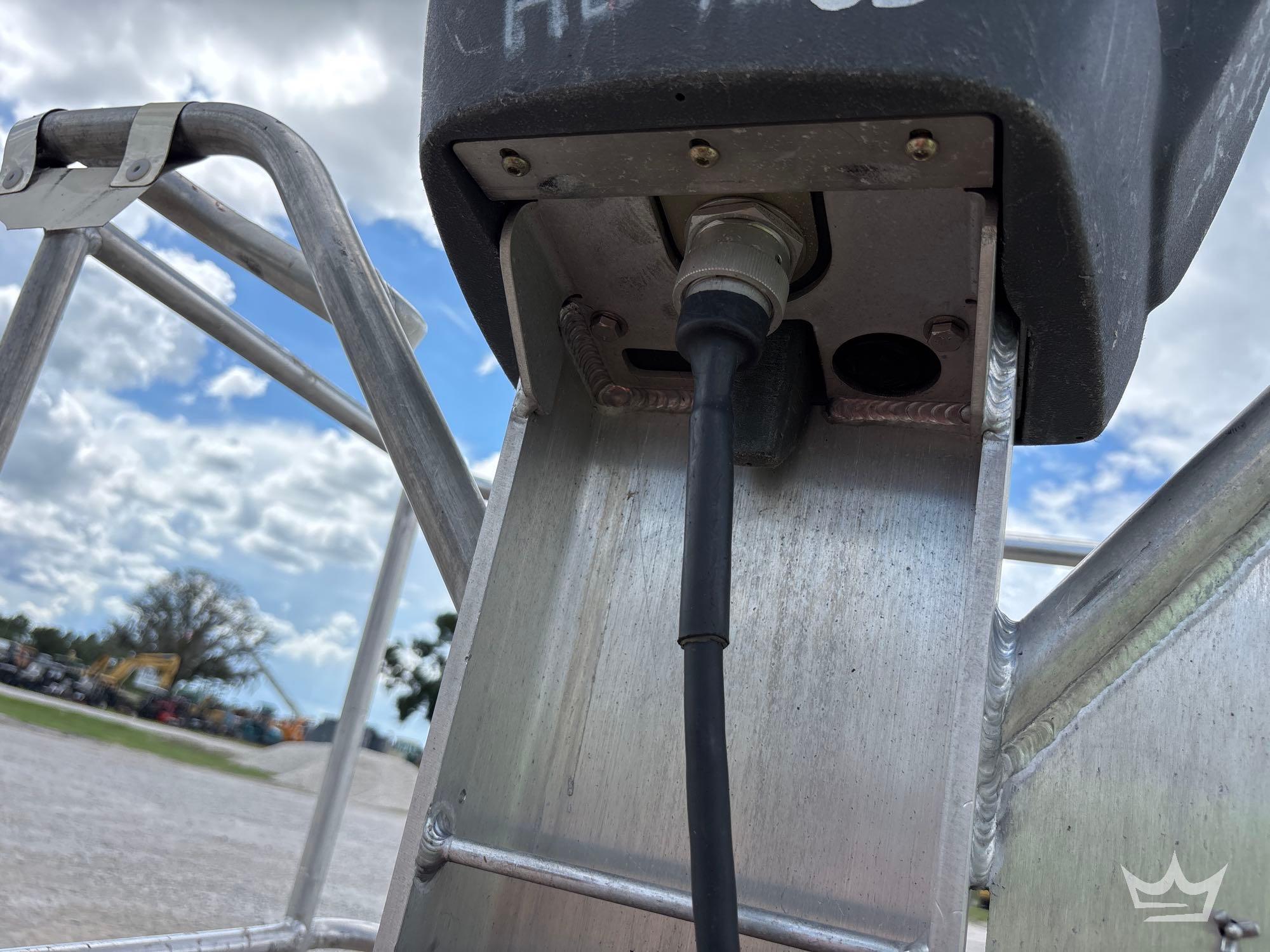 2019 JLG T350