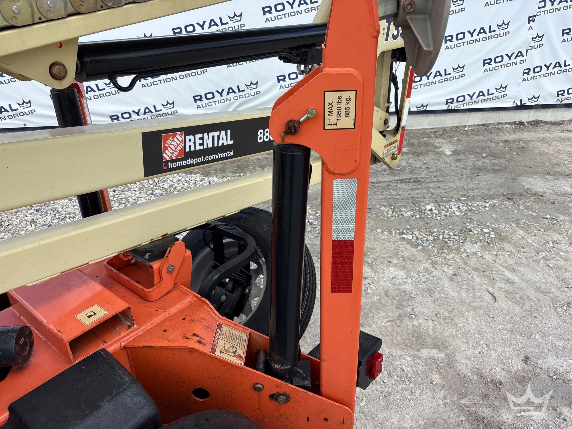 2019 JLG T350