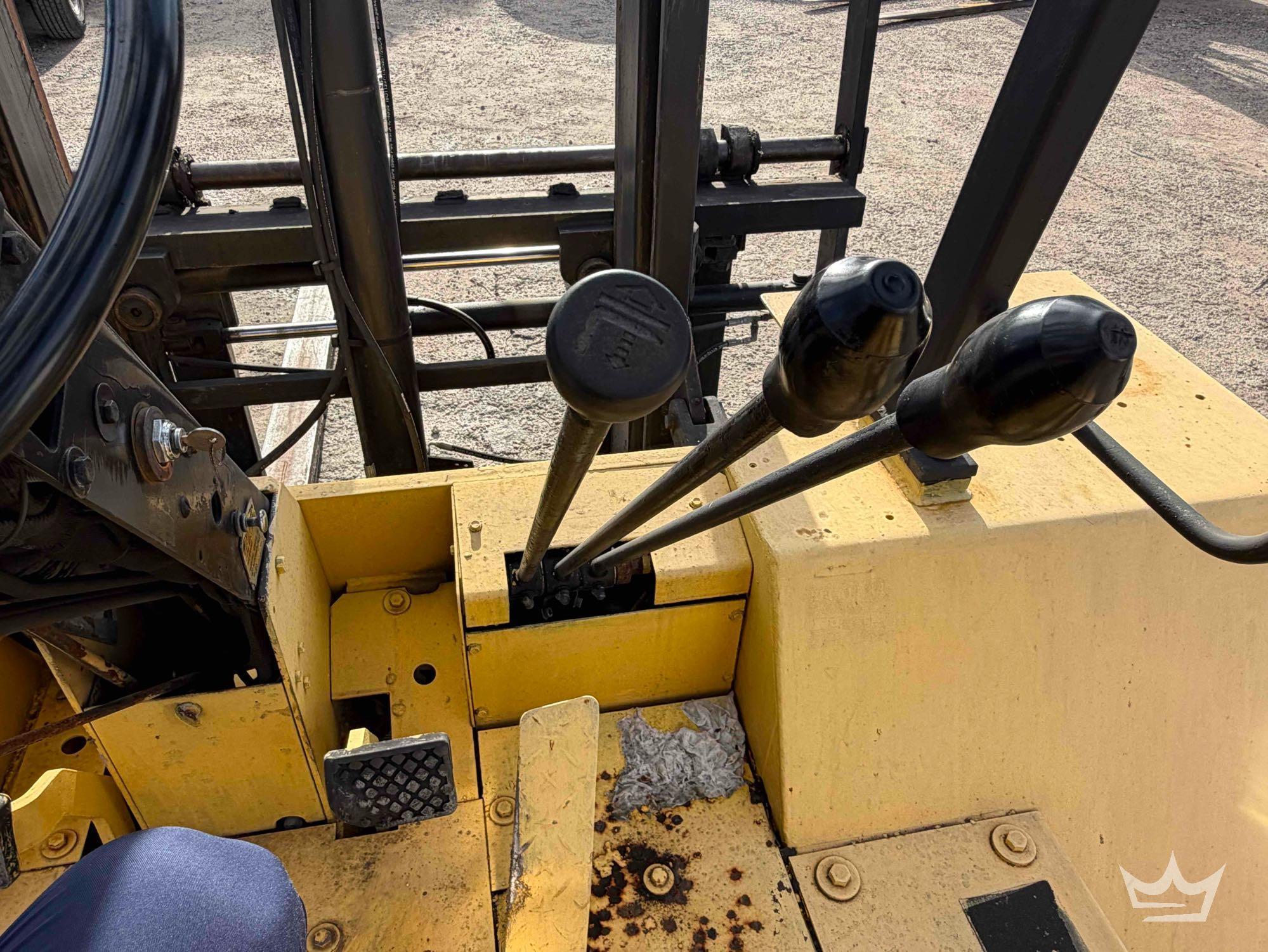 1989 Caterpillar R80