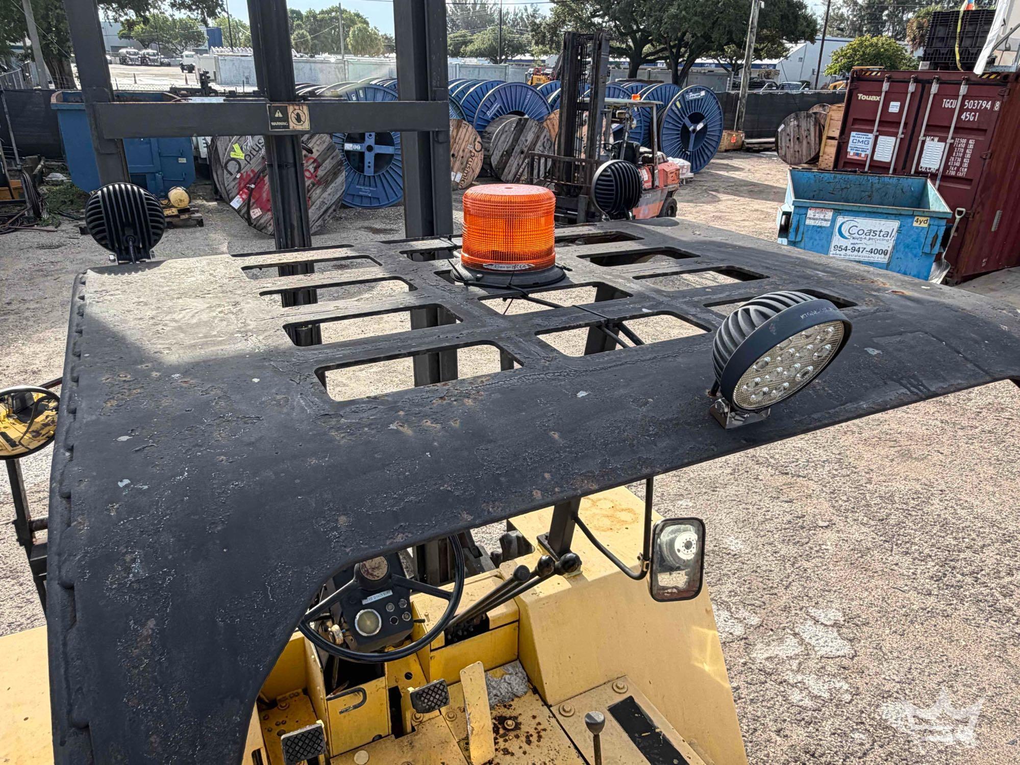1989 Caterpillar R80
