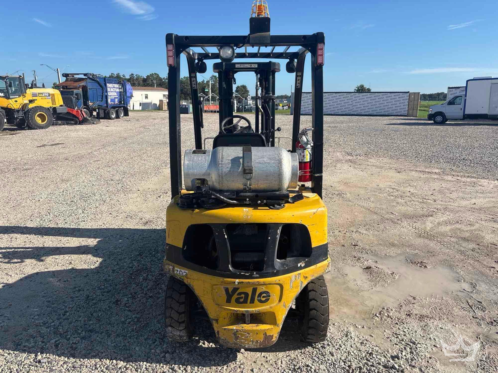 2012 Yale GLP040