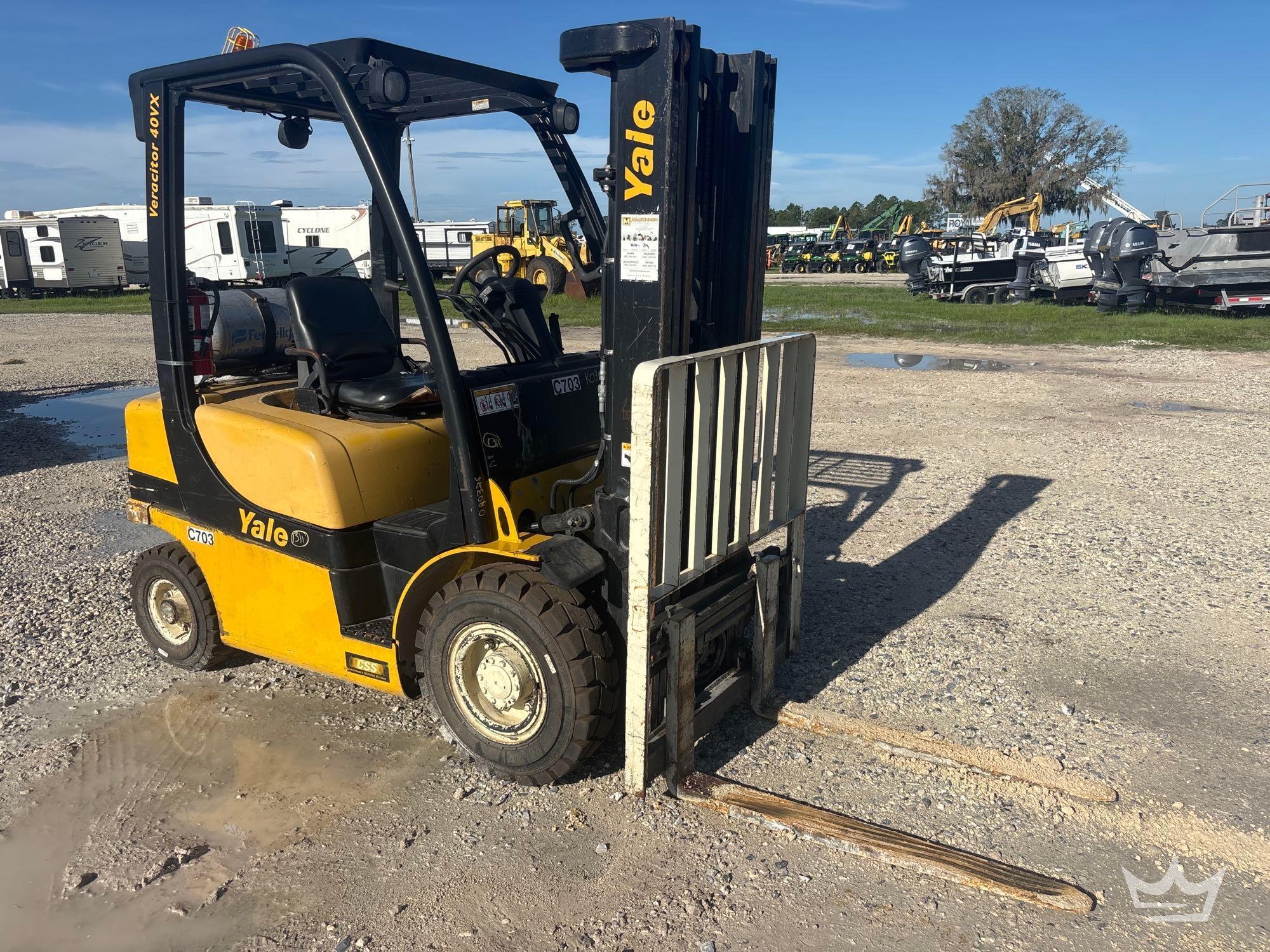 2012 Yale GLP040