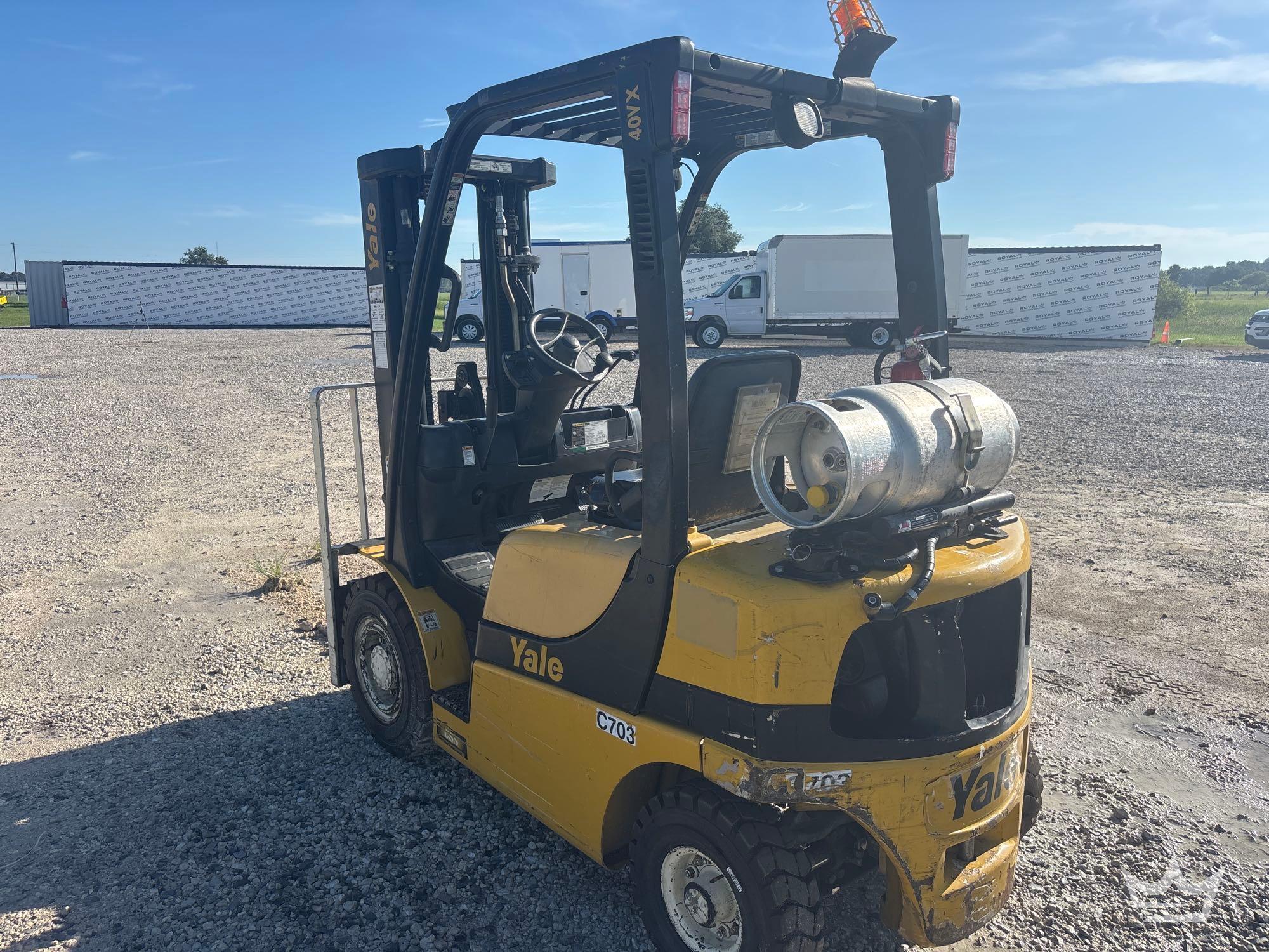 2012 Yale GLP040