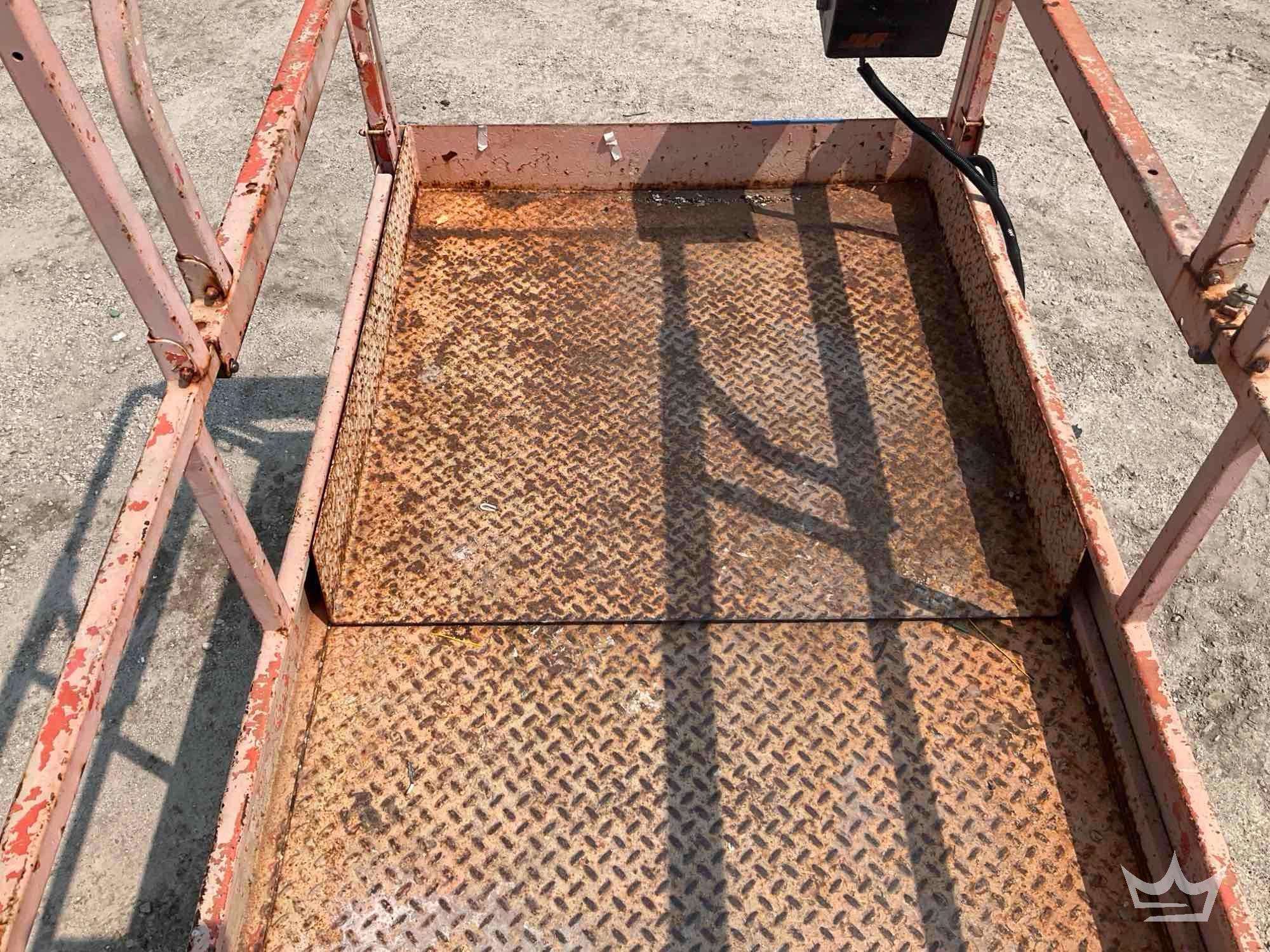 2000 JLG 2646E