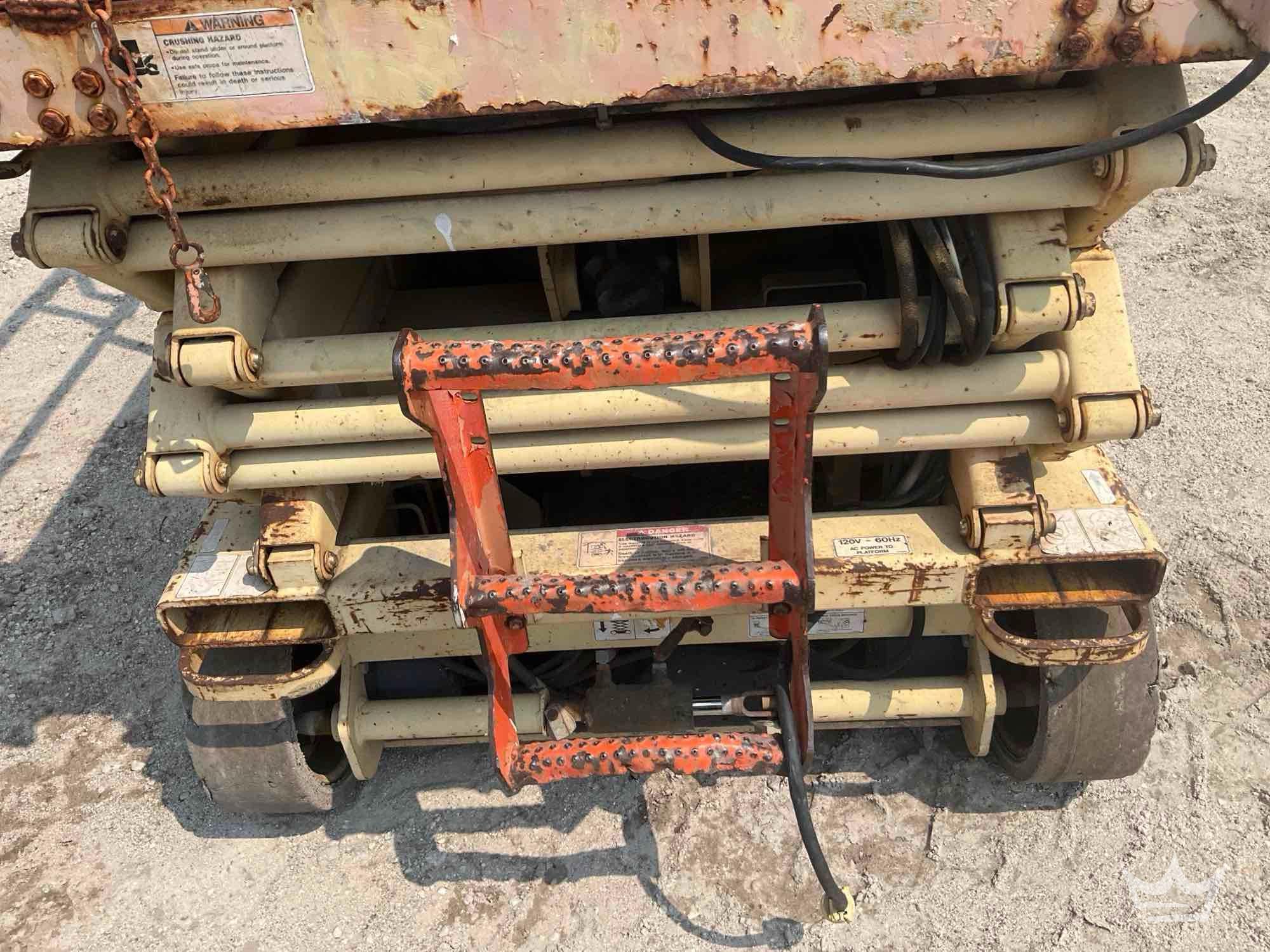 2000 JLG 2646E