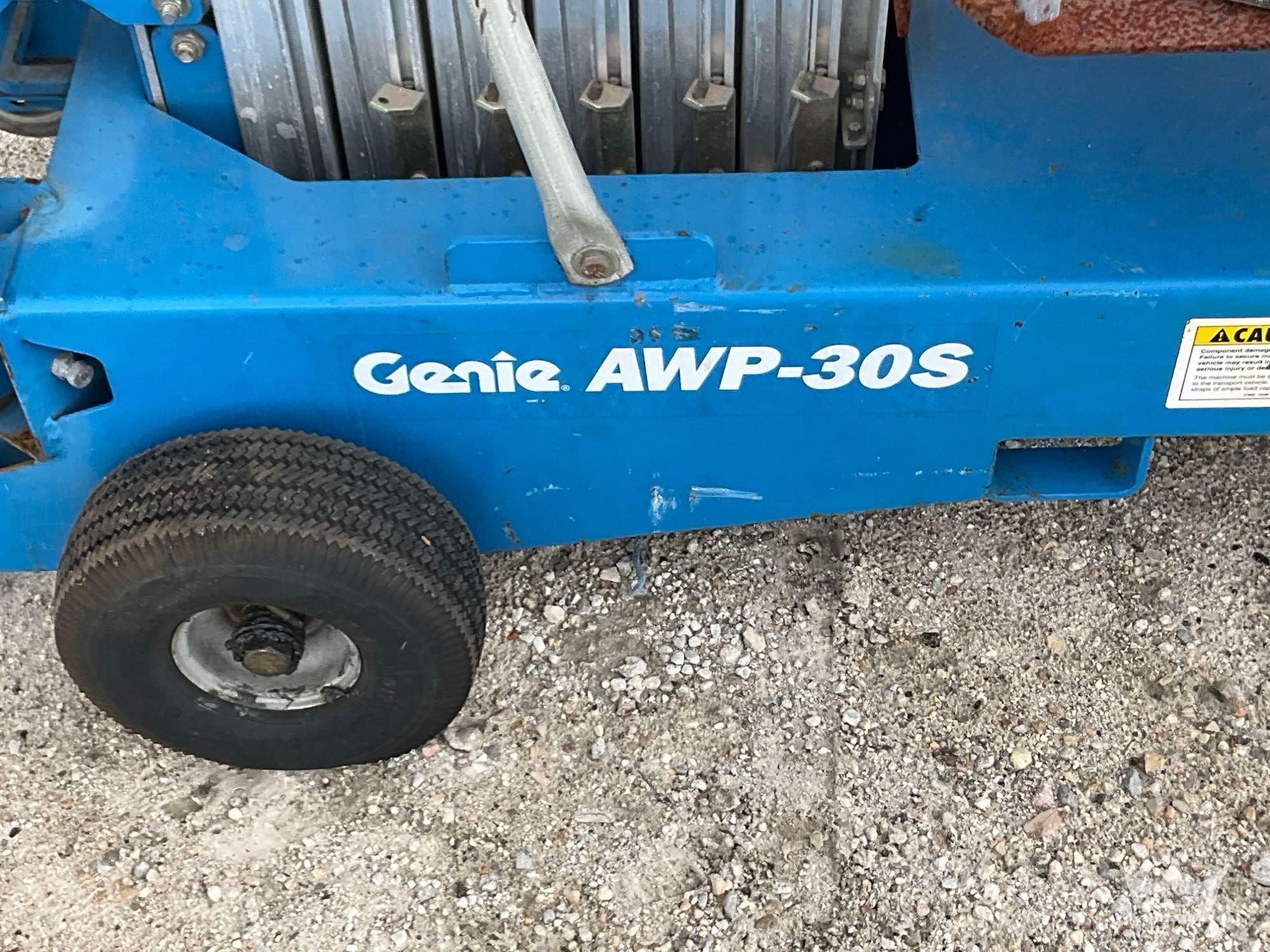 1999 Genie AWP-30S