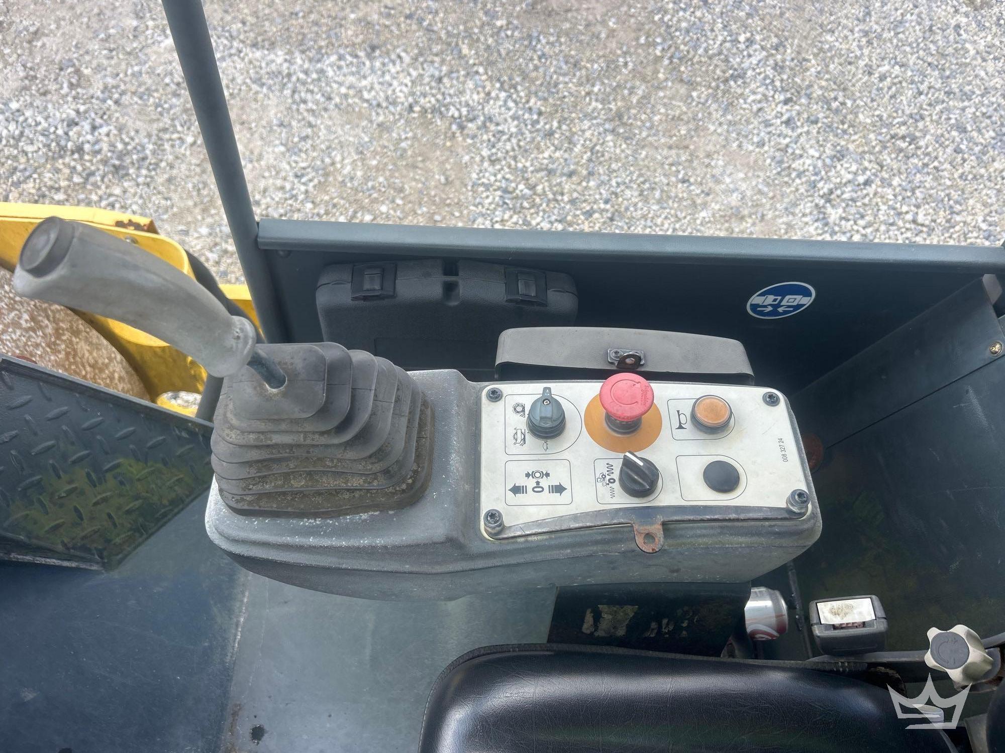 2016 Bomag BW 211 D