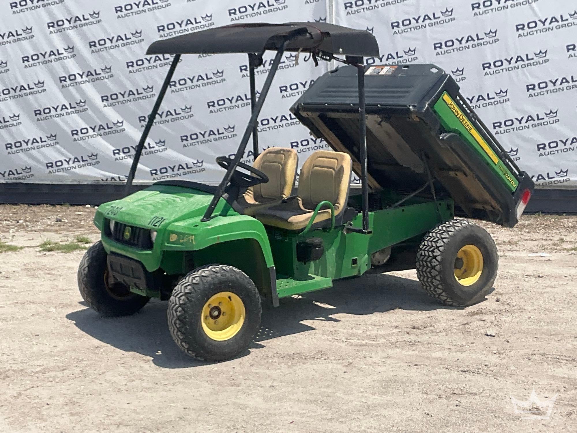 Photo of 2013 John Deere Gator
