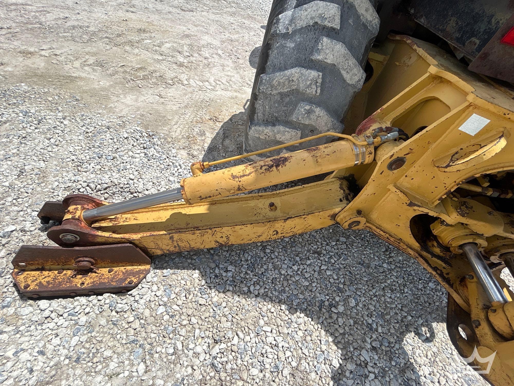 1999 Caterpillar 446B