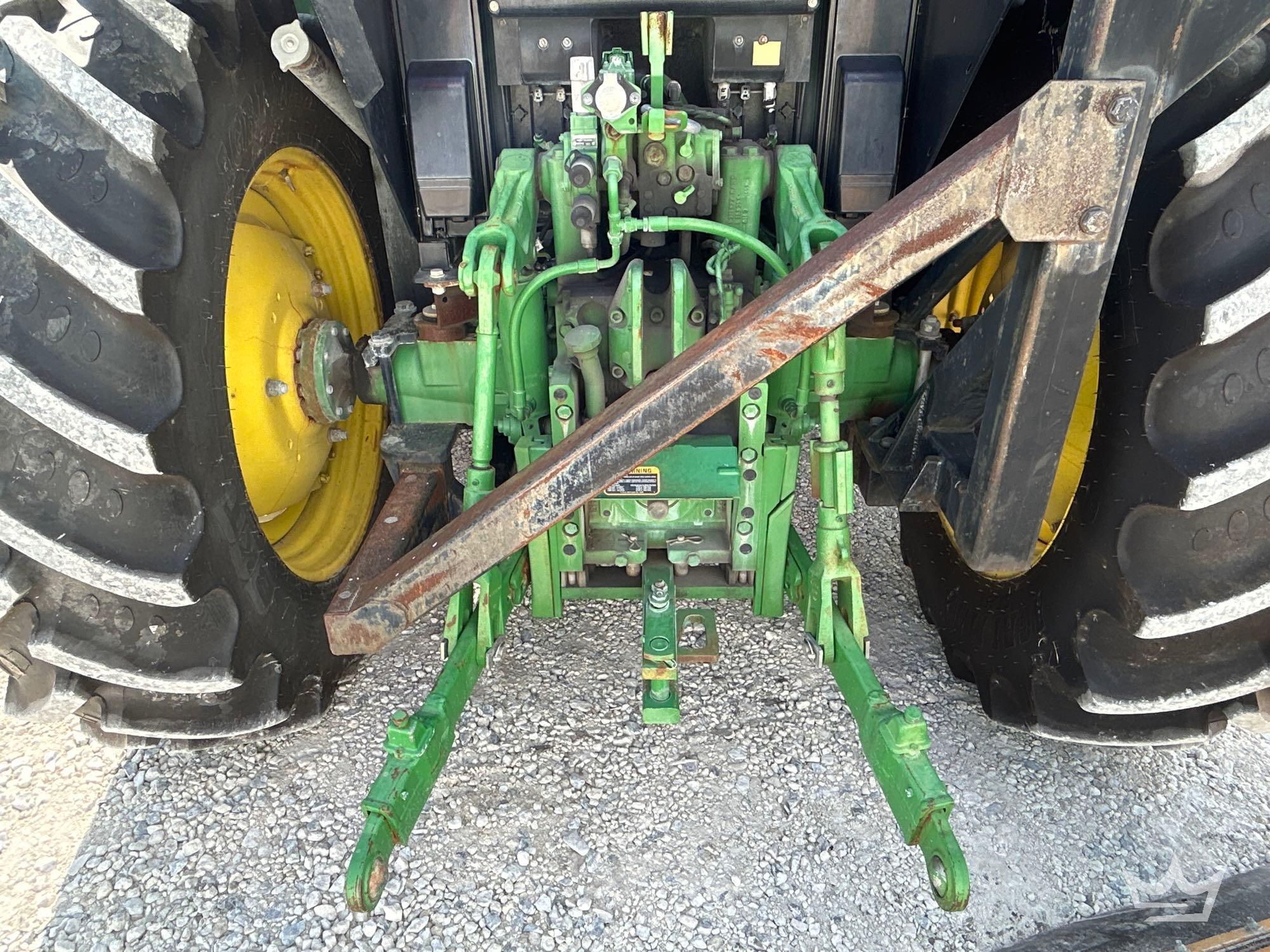 2013 John Deere 6125M