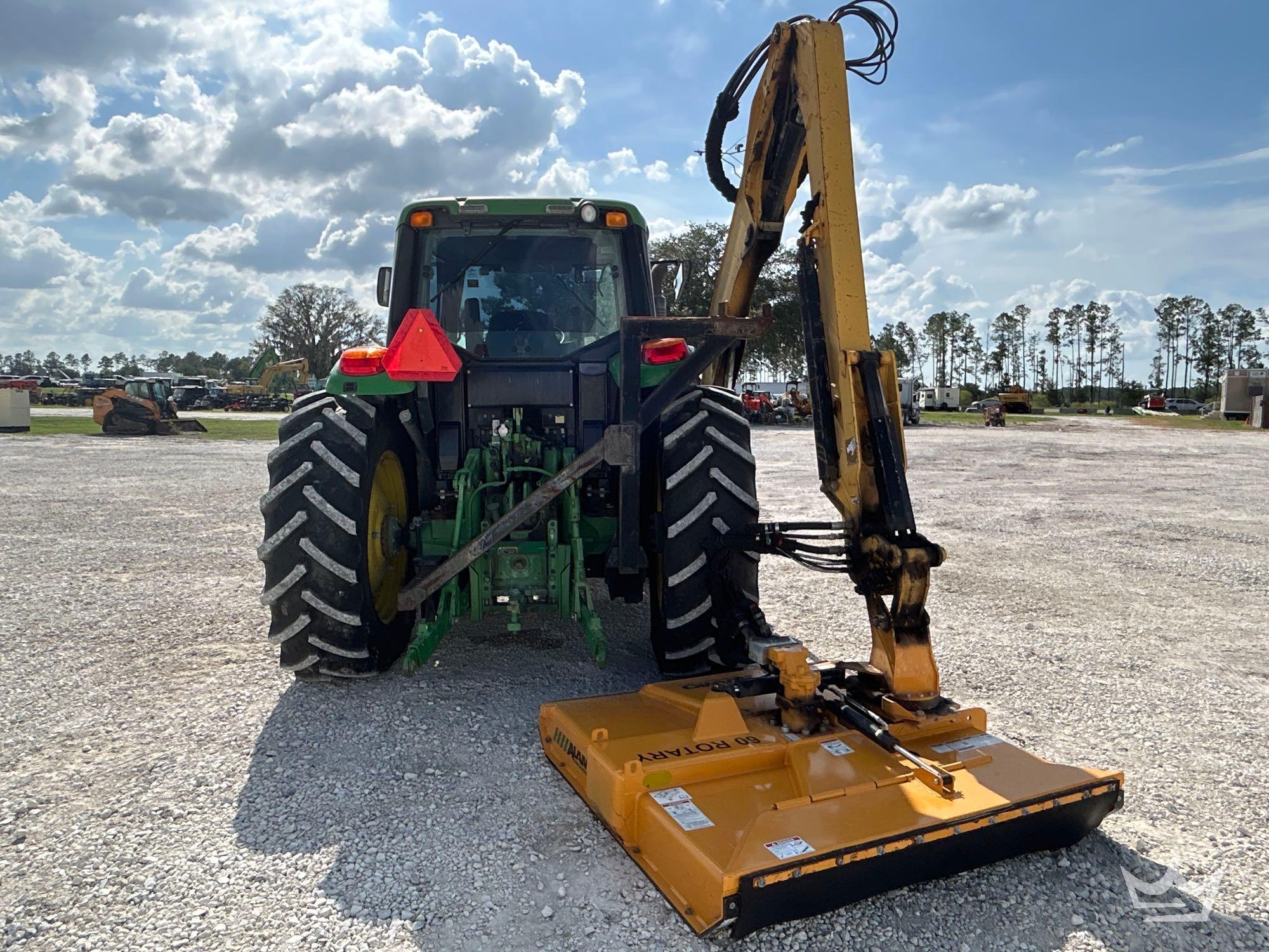 2013 John Deere 6125M