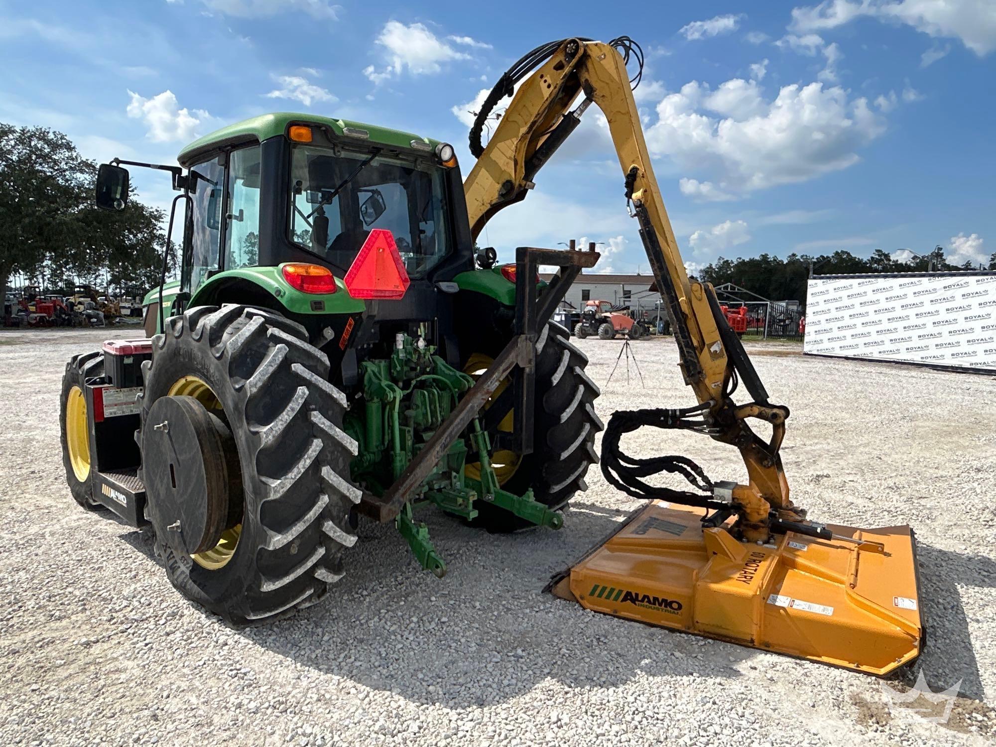 2013 John Deere 6125M