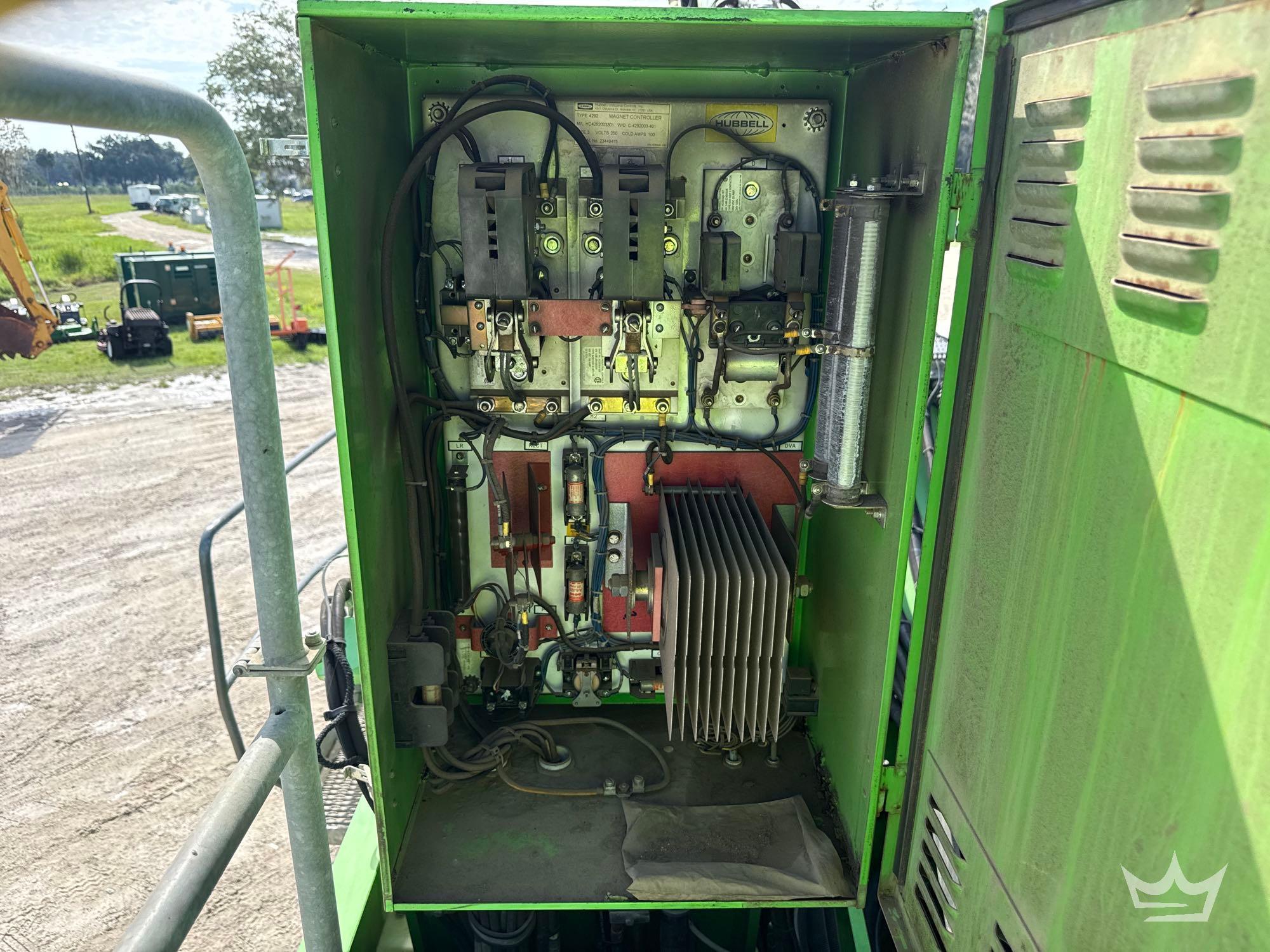 Sennebogen 825