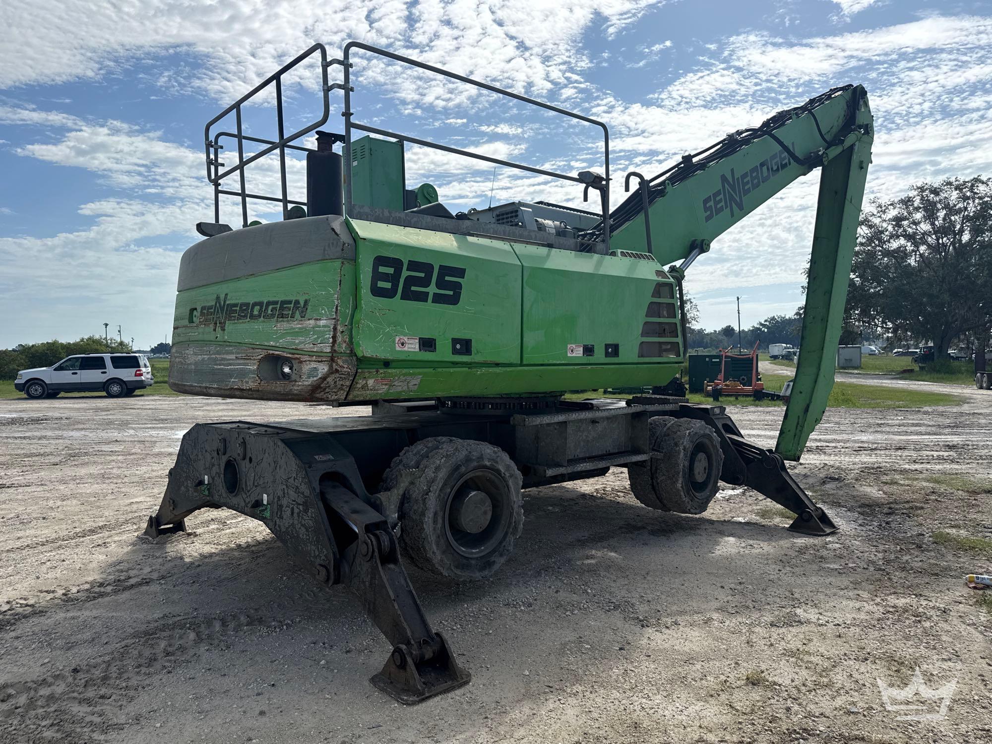 Sennebogen 825