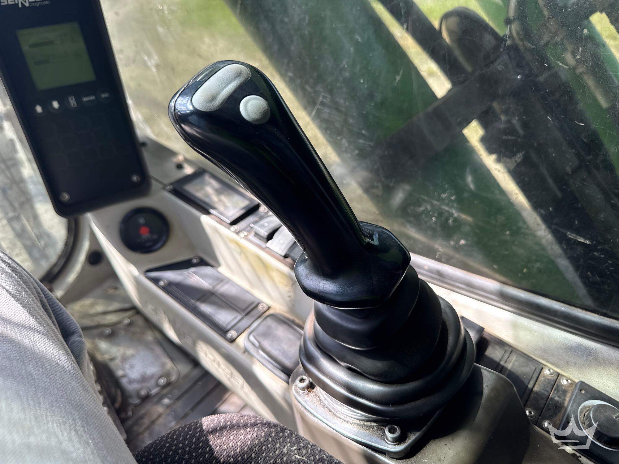 Sennebogen 825