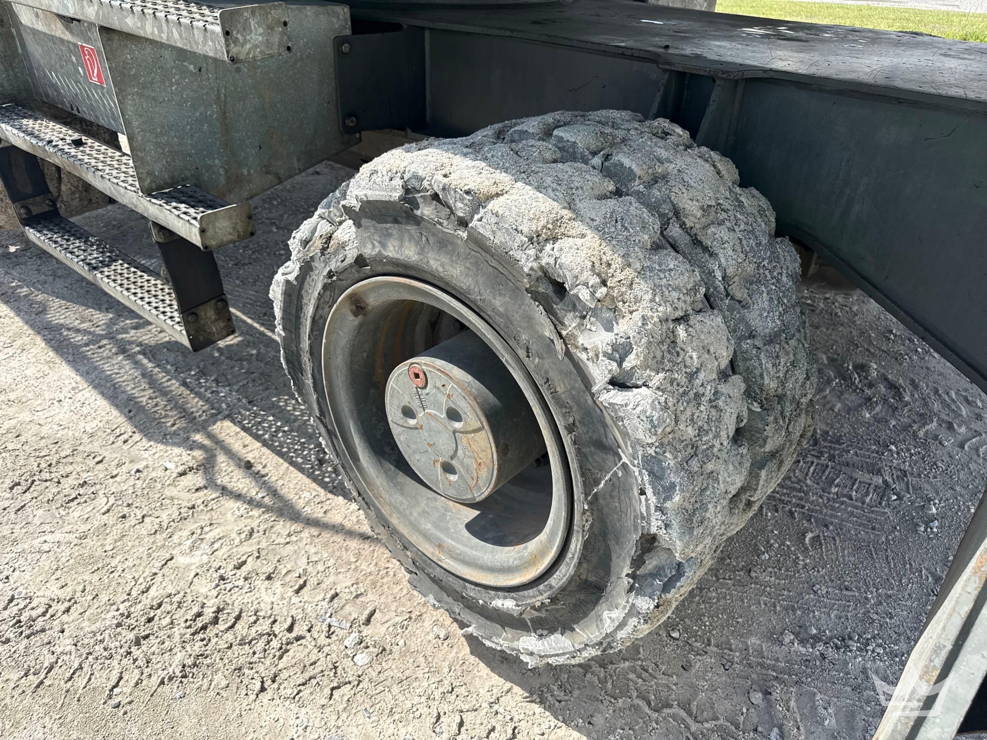 Sennebogen 825