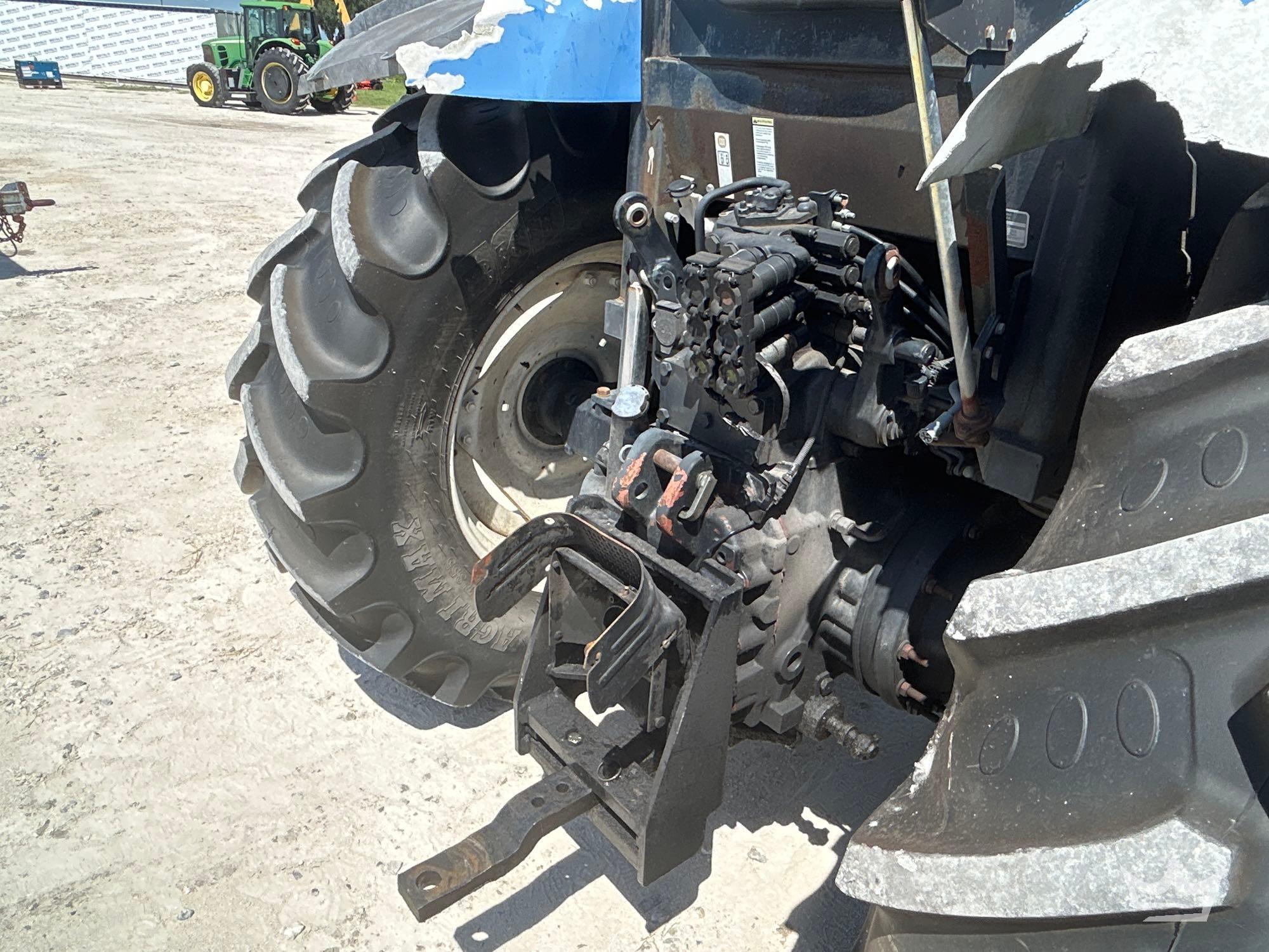 2009 New Holland T6030
