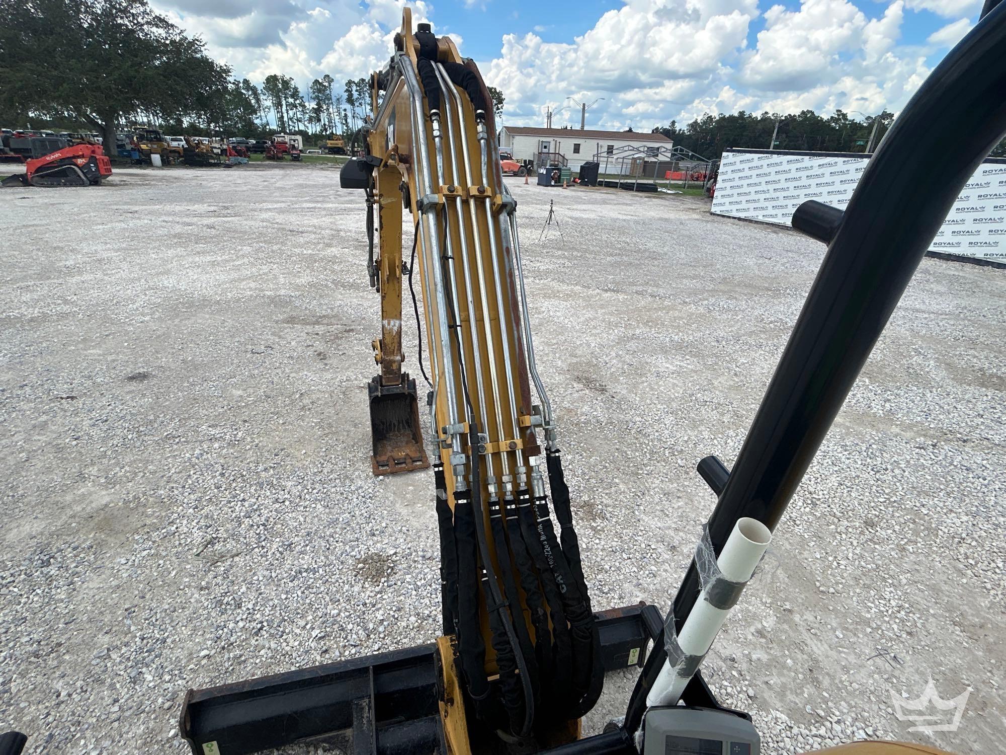 2019 Caterpillar 305.5E2CR