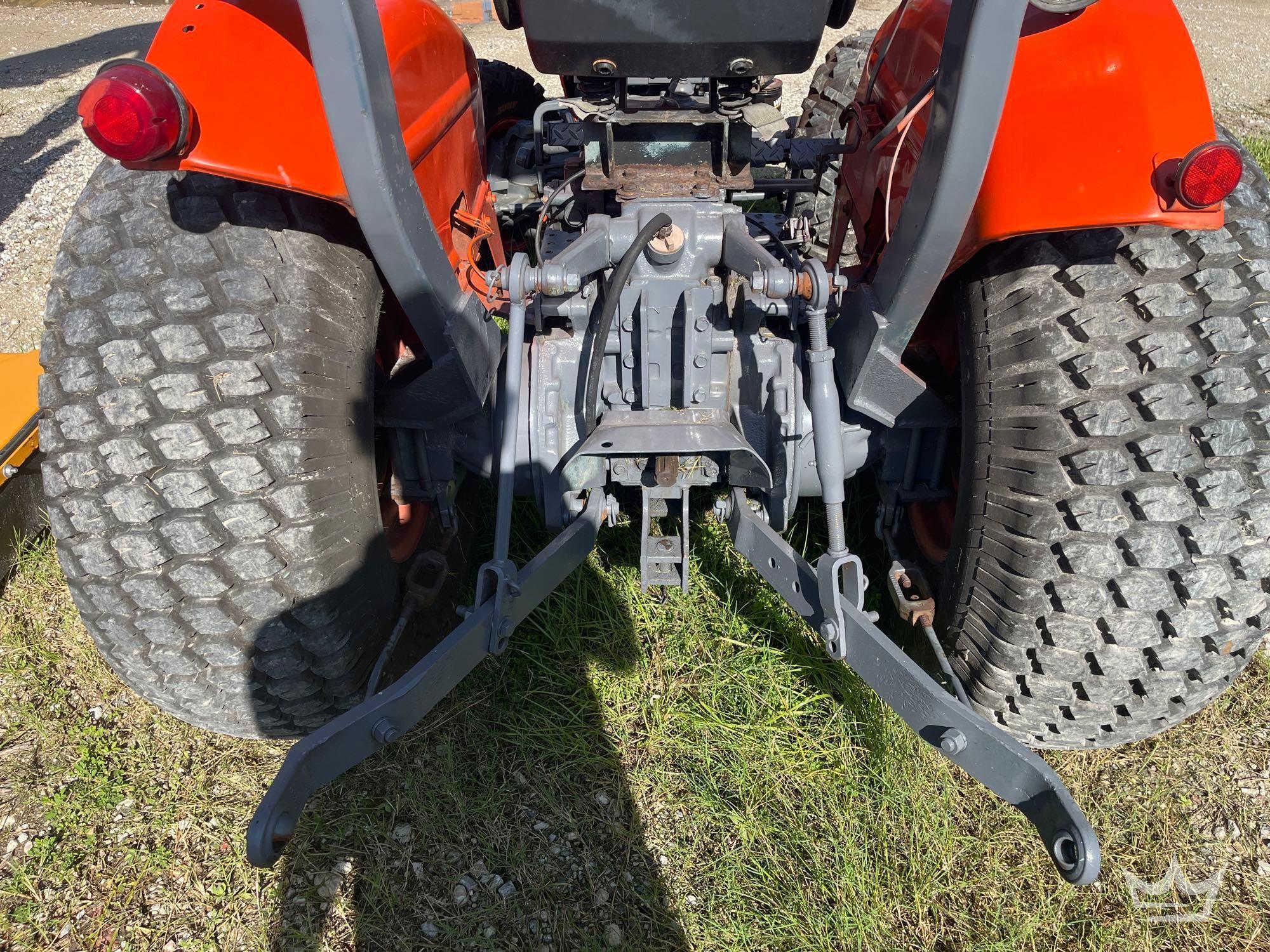 Kubota L2350