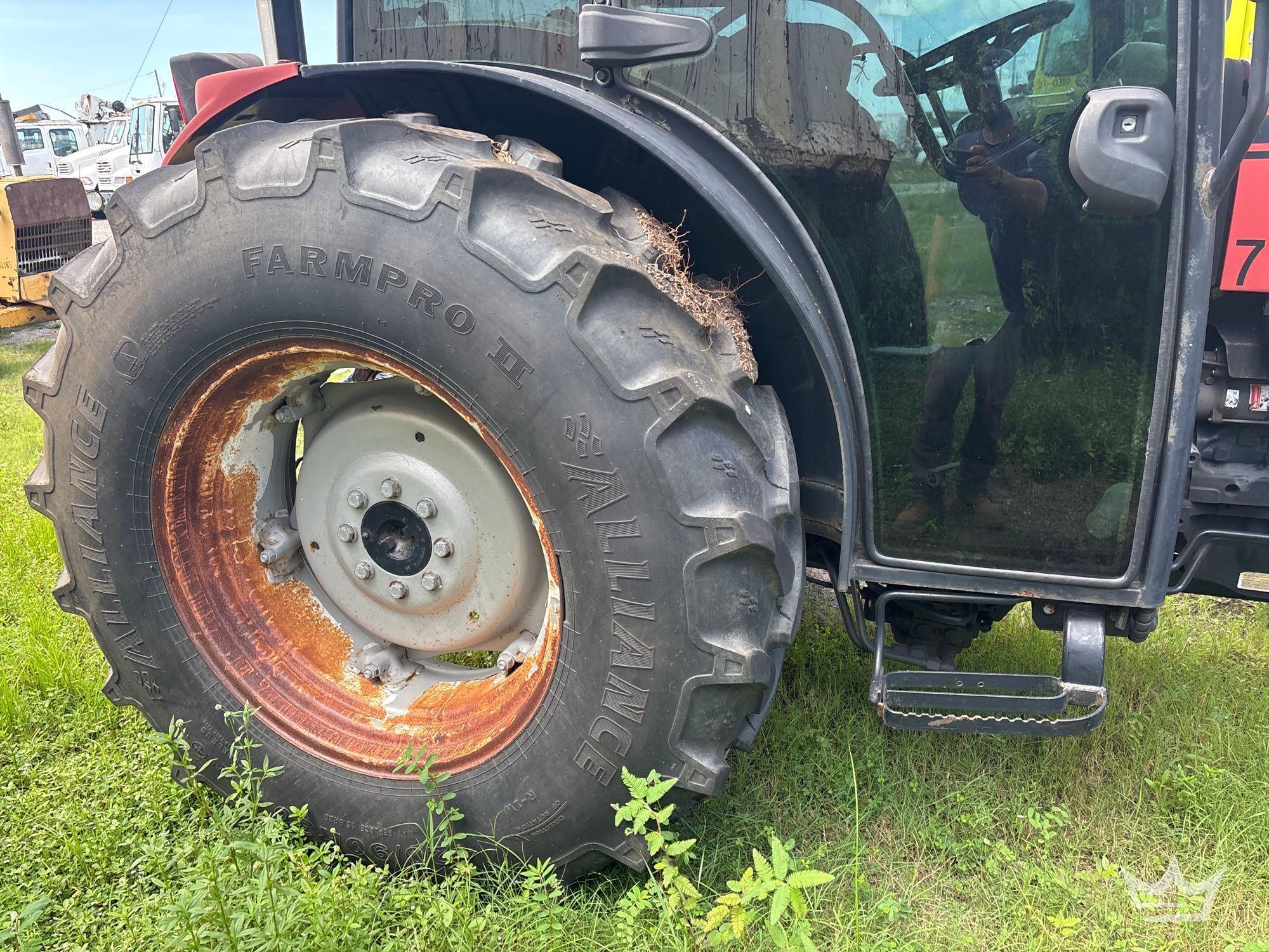 2008 Farmall 85C
