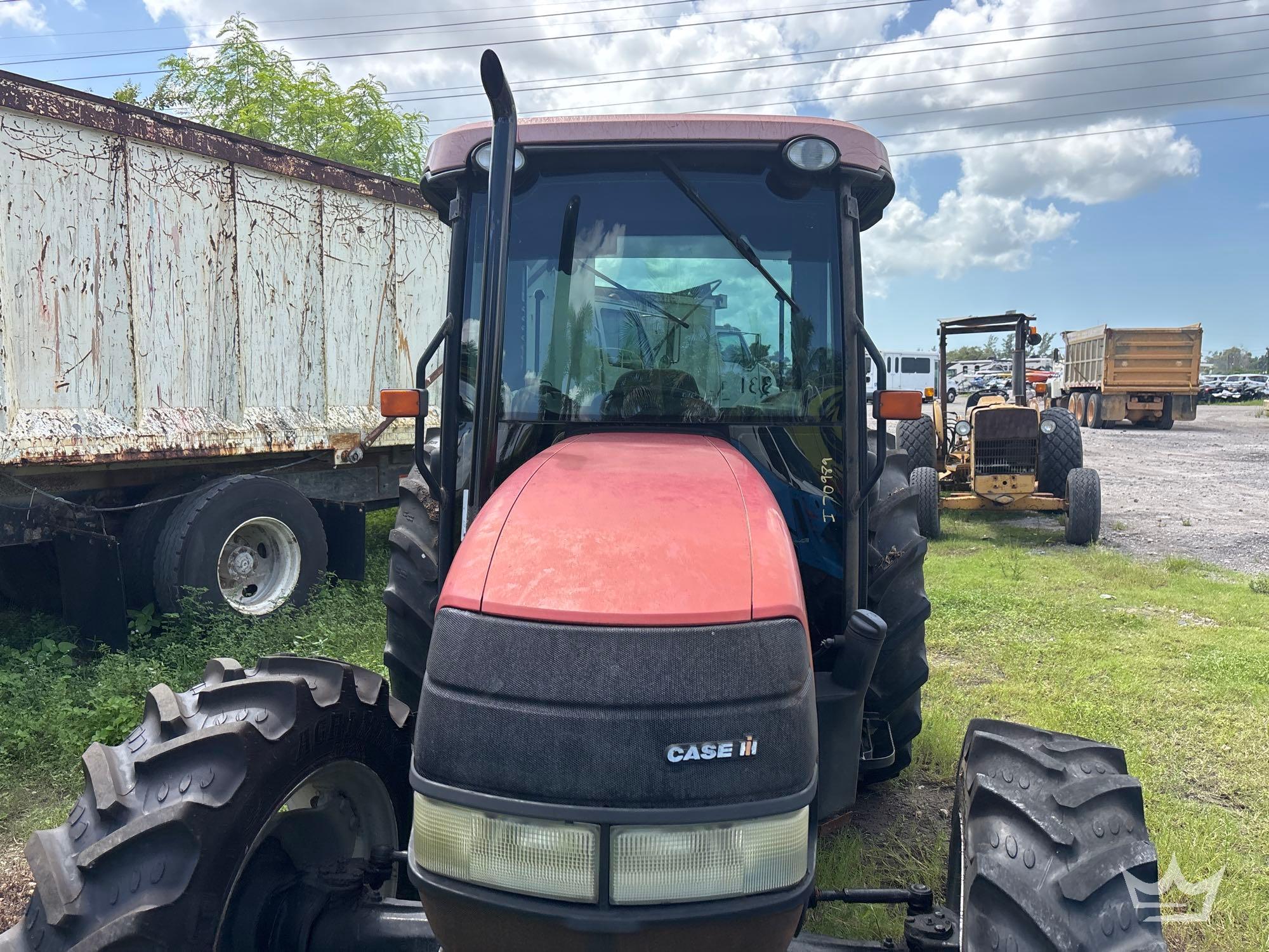 2008 Farmall 85C