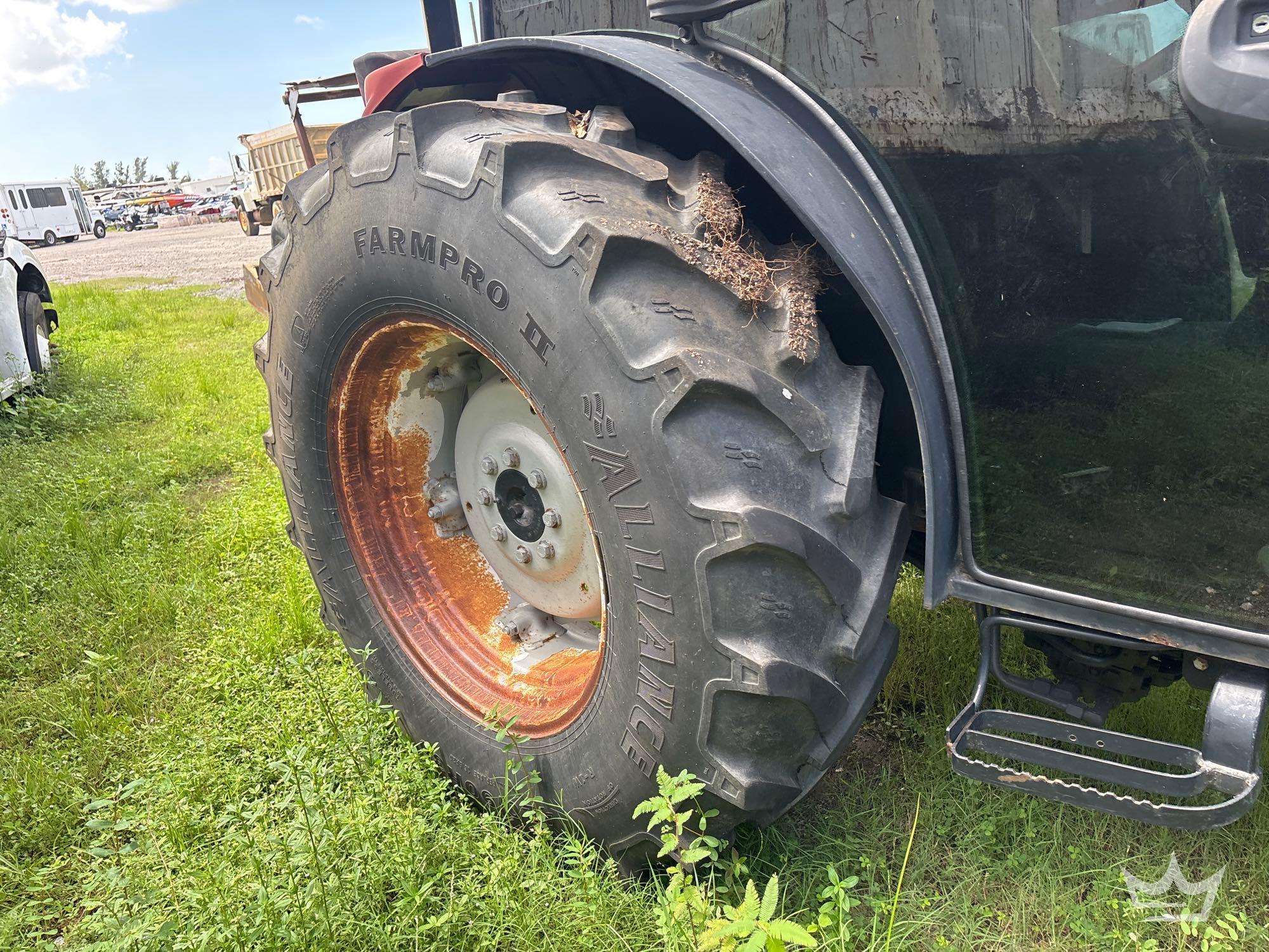 2008 Farmall 85C